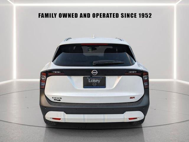 Nissan Kicks Sr - Thumbnail 5