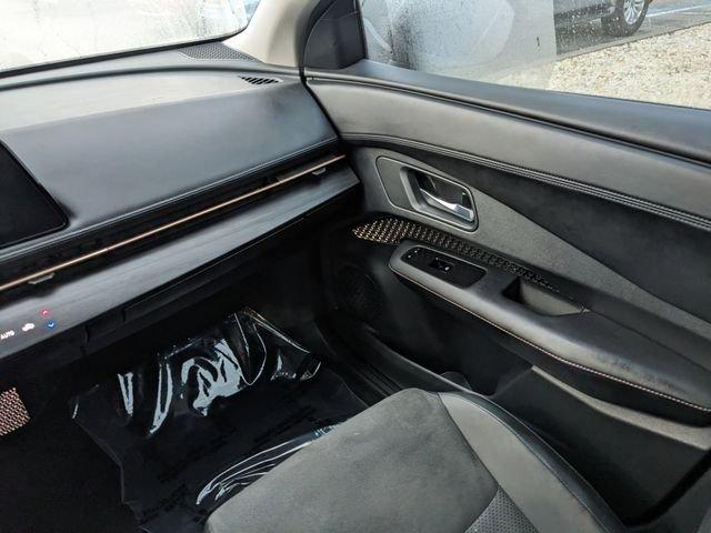 Nissan Ariya Evolve+ E-4Orce - Thumbnail 16