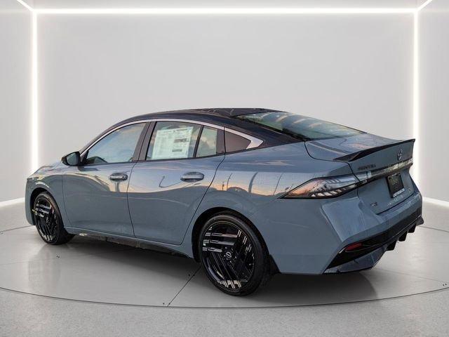 Nissan Sentra Sr - Thumbnail 5