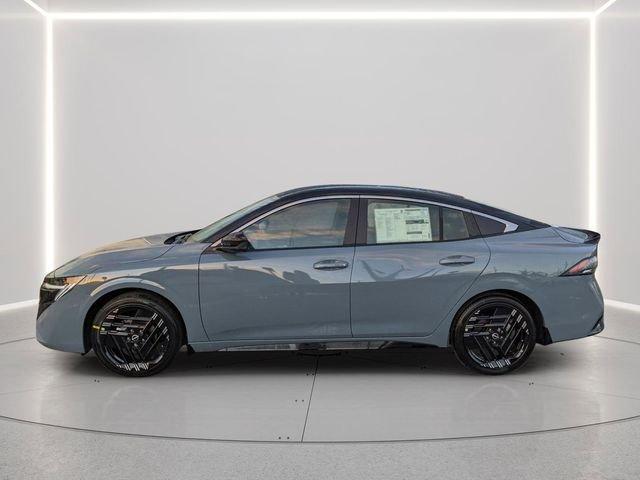 Nissan Sentra Sr - Thumbnail 4