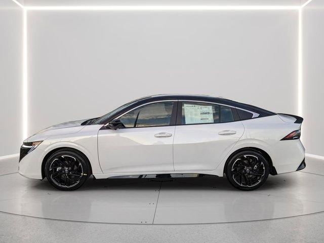 Nissan Sentra Sr - Thumbnail 4