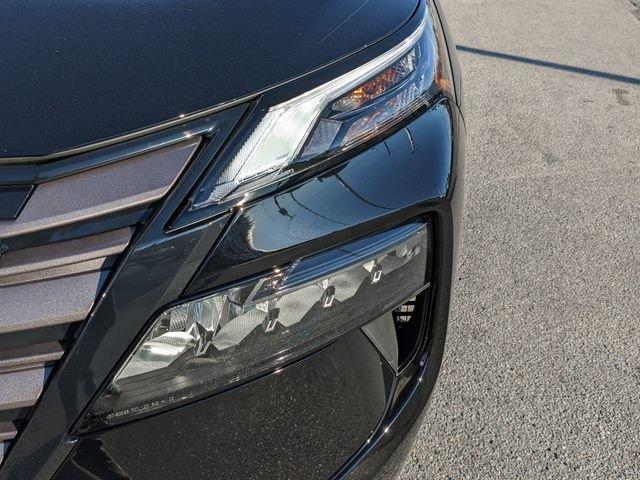 Nissan Rogue S - Thumbnail 7