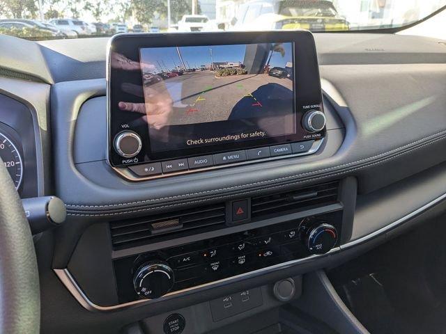 Nissan Rogue S - Thumbnail 18