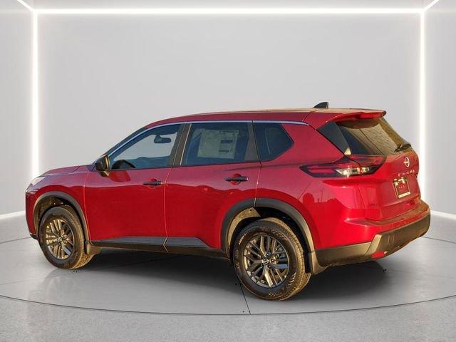 Nissan Rogue S - Thumbnail 5