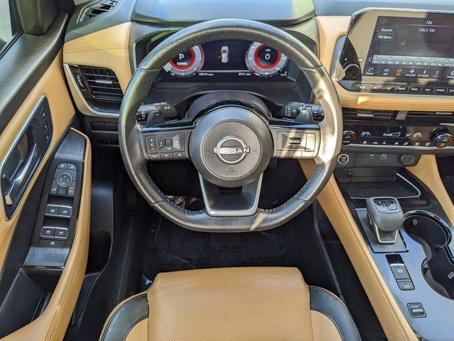 Nissan Rogue Platinum - Thumbnail 14