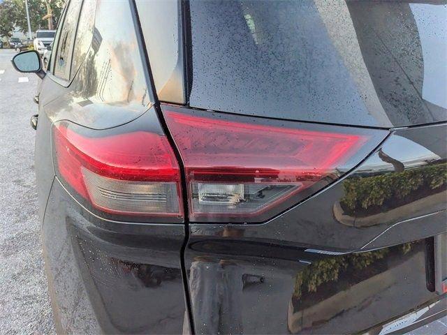 Nissan Rogue Sv - Thumbnail 8