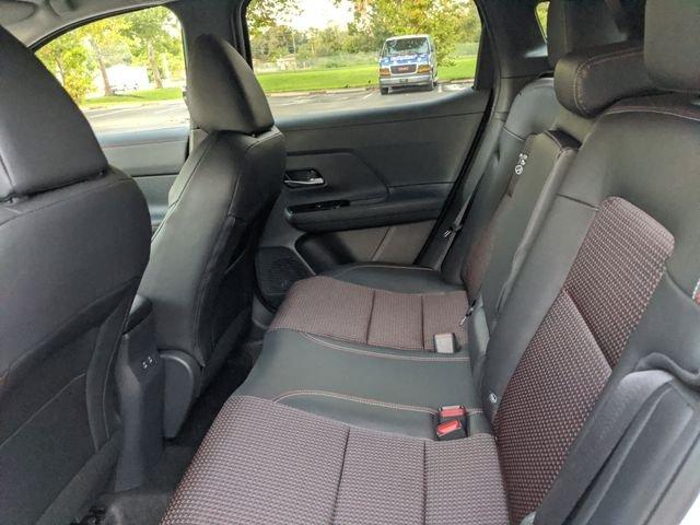 Nissan Kicks Sr - Thumbnail 11