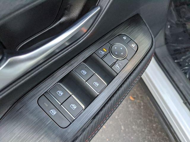 Nissan Kicks Sr - Thumbnail 12