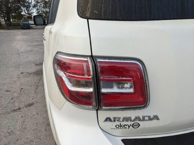 Nissan Armada Platinum - Thumbnail 10