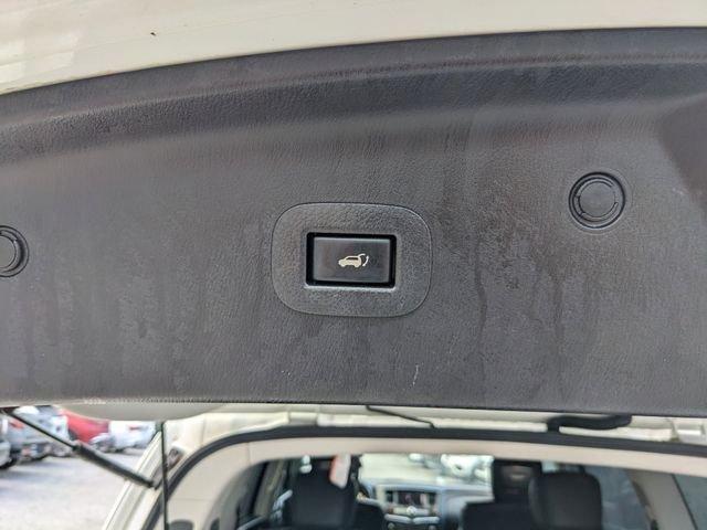 Nissan Armada Platinum - Thumbnail 12