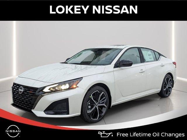 Nissan Altima Sr - Thumbnail 2