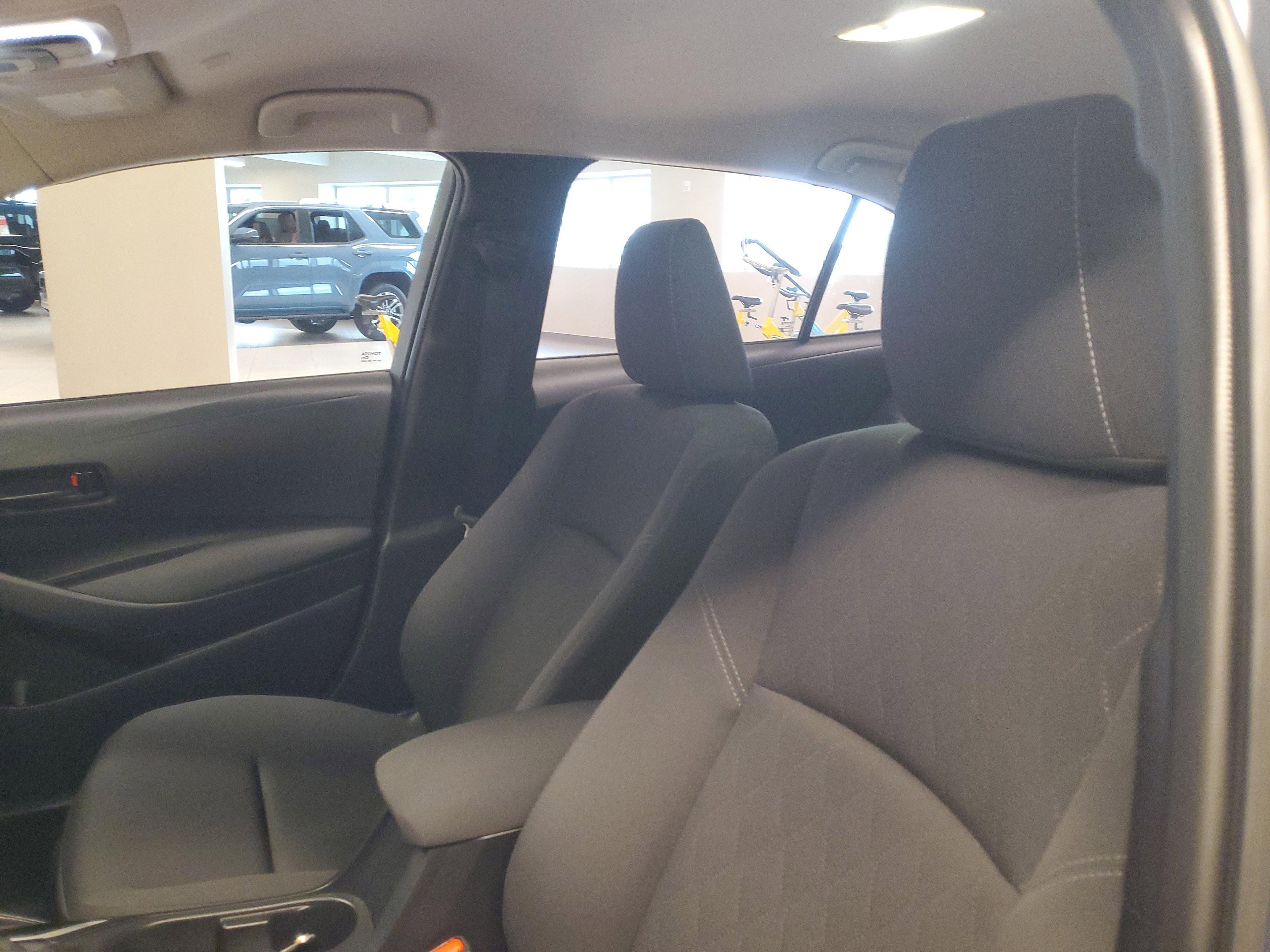 Toyota Corolla Le Fwd - Thumbnail 17