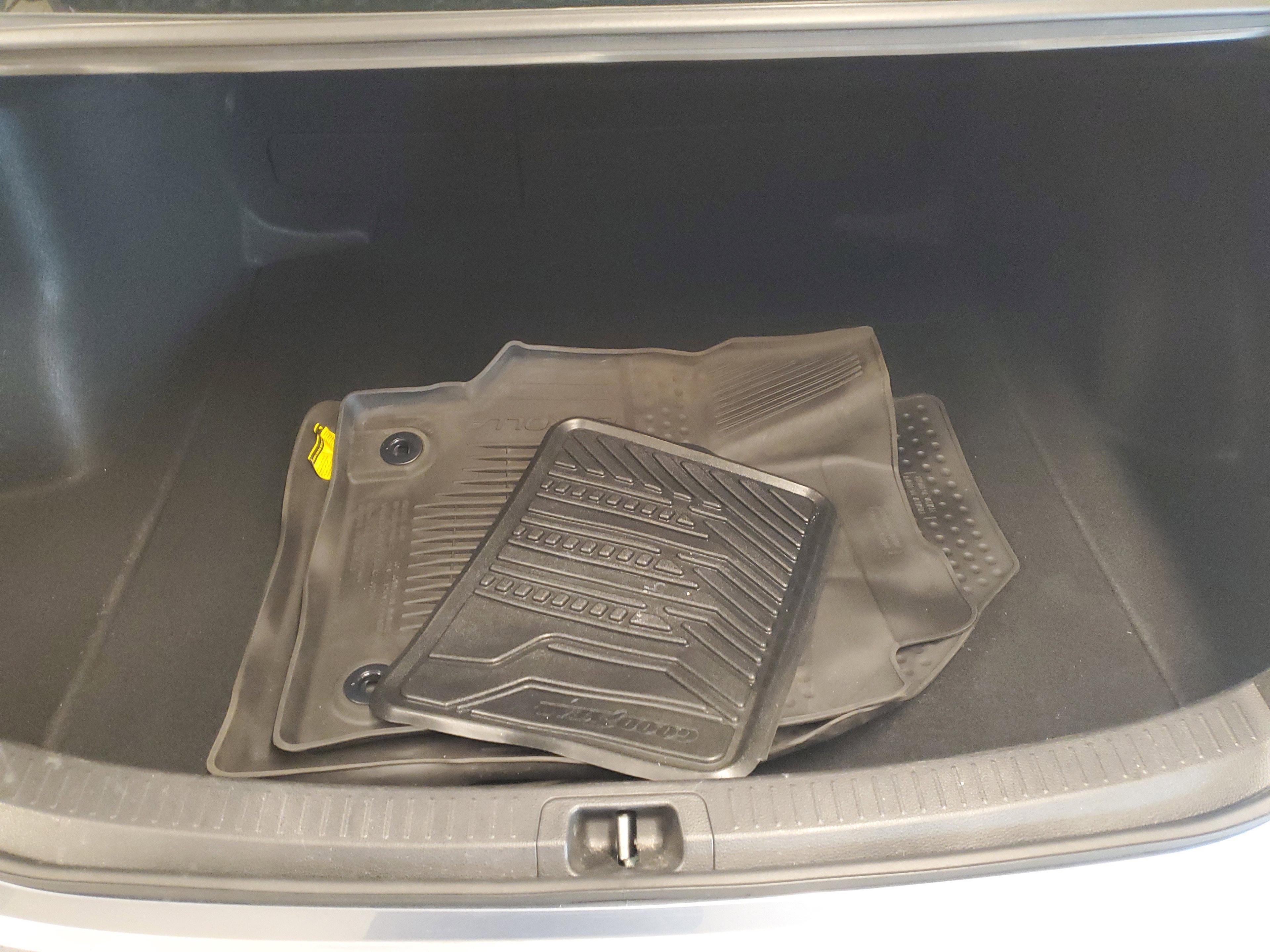 Toyota Corolla Le Fwd - Thumbnail 9