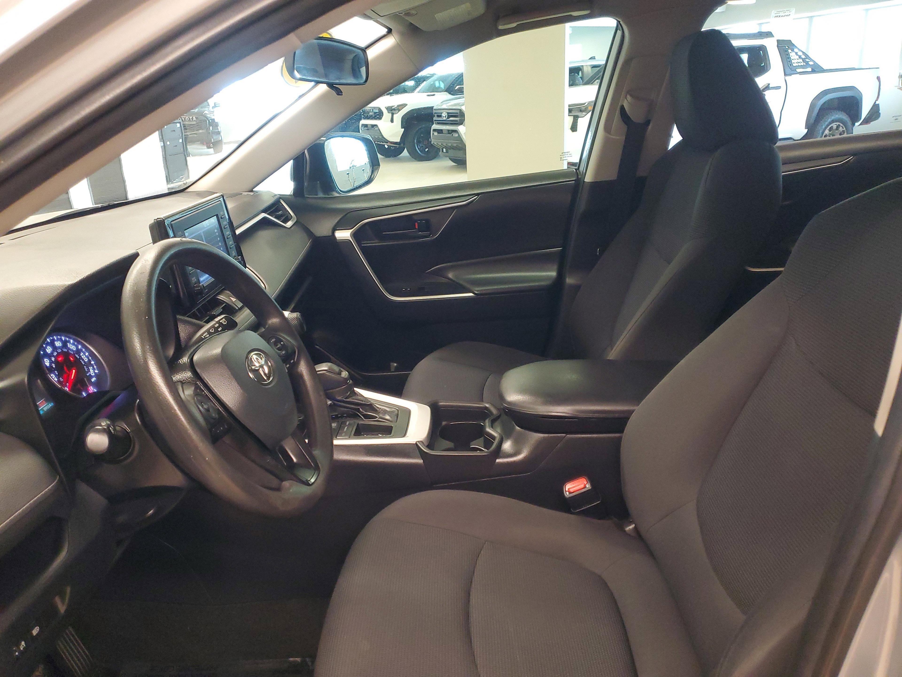 Toyota Rav4 Le Fwd - Thumbnail 15