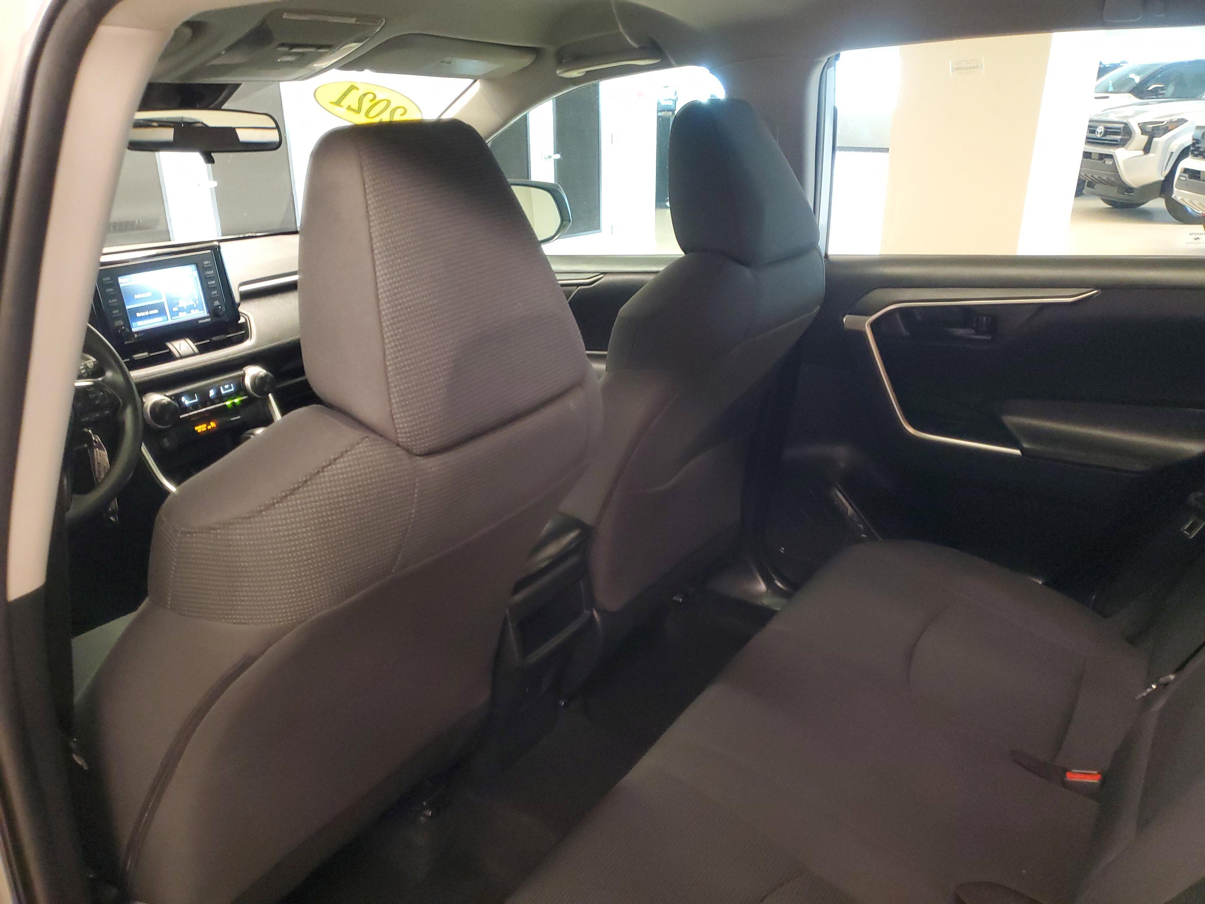 Toyota Rav4 Le Fwd - Thumbnail 12