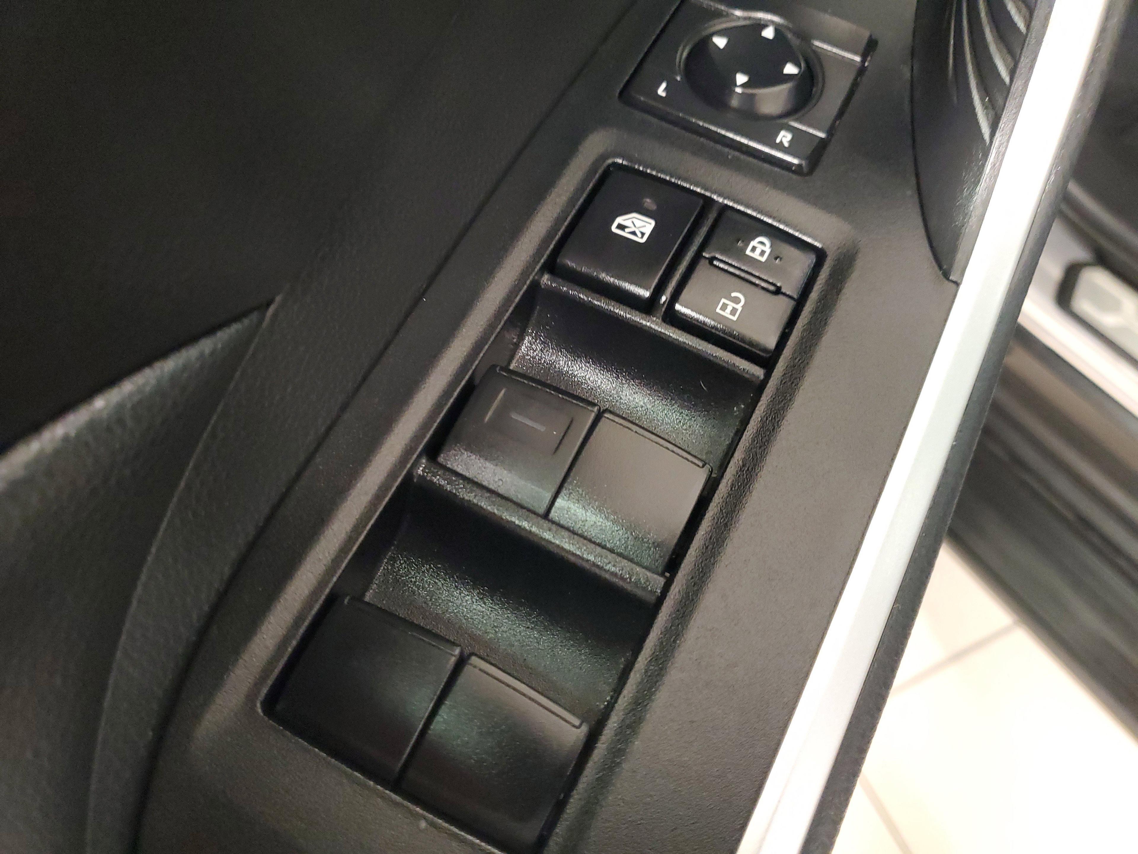 Toyota Rav4 Le Fwd - Thumbnail 19