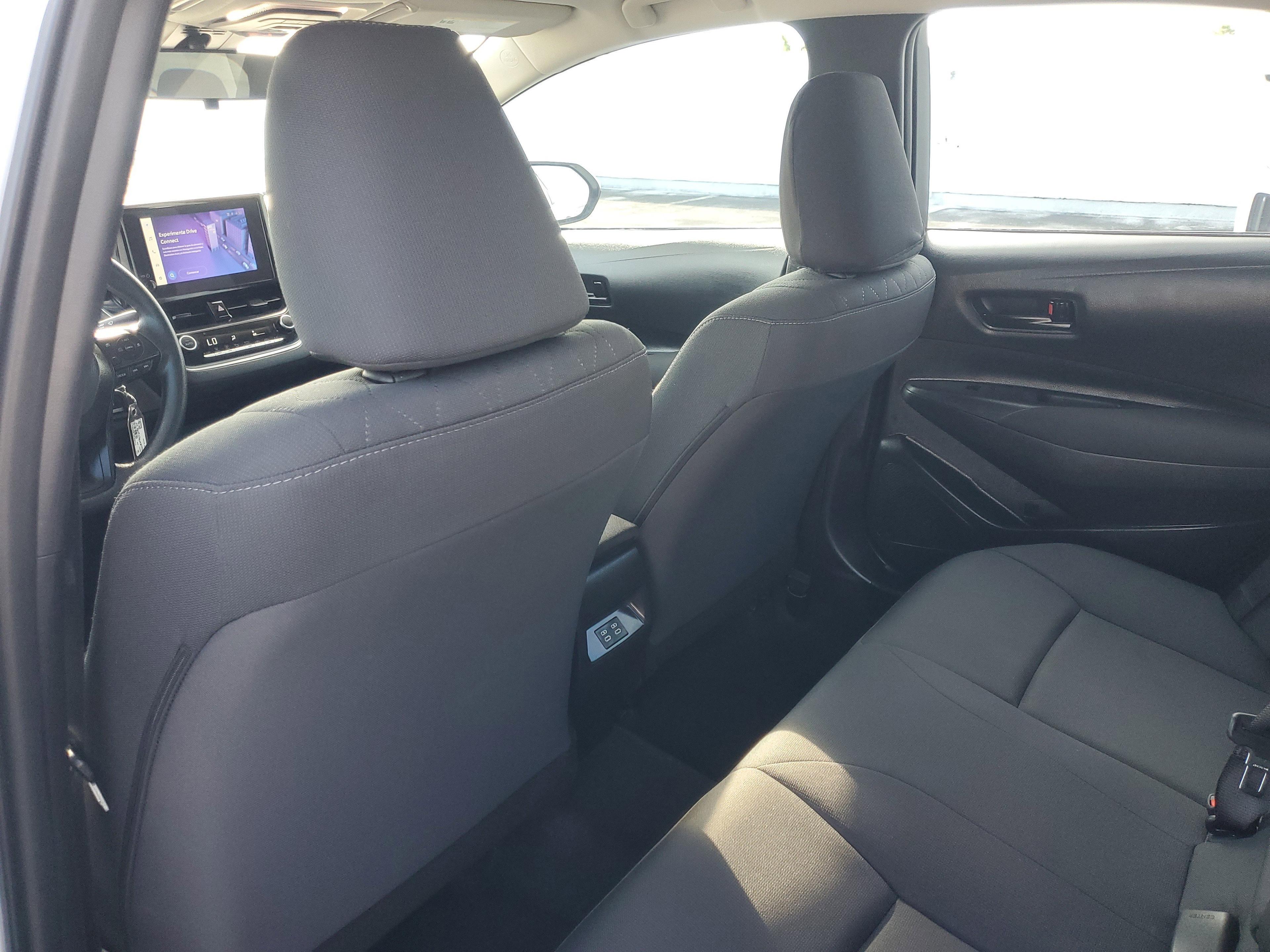 Toyota Corolla Le Fwd - Thumbnail 11