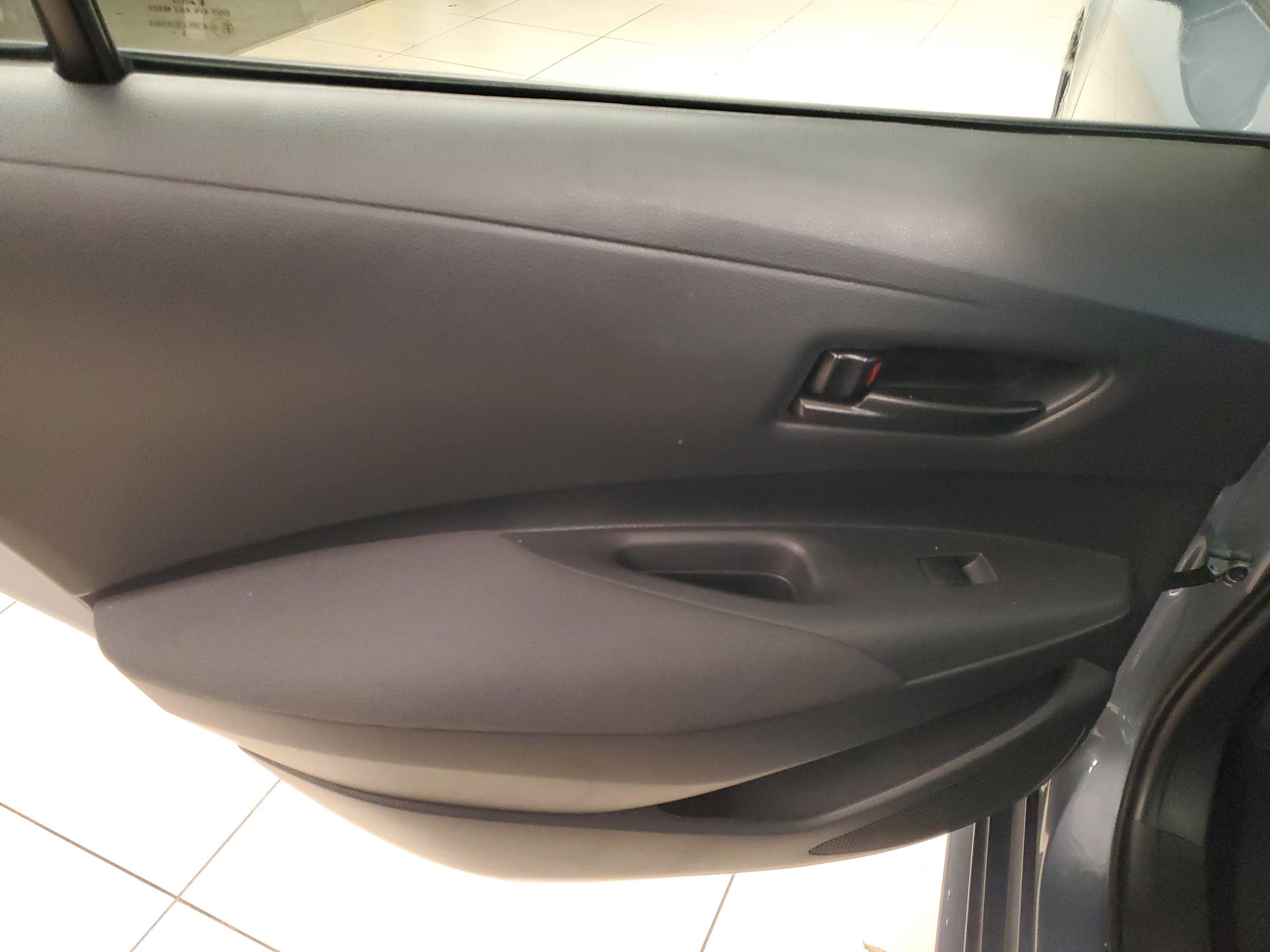 Toyota Corolla Le Fwd Sedan | Miami, Fl - Thumbnail 14