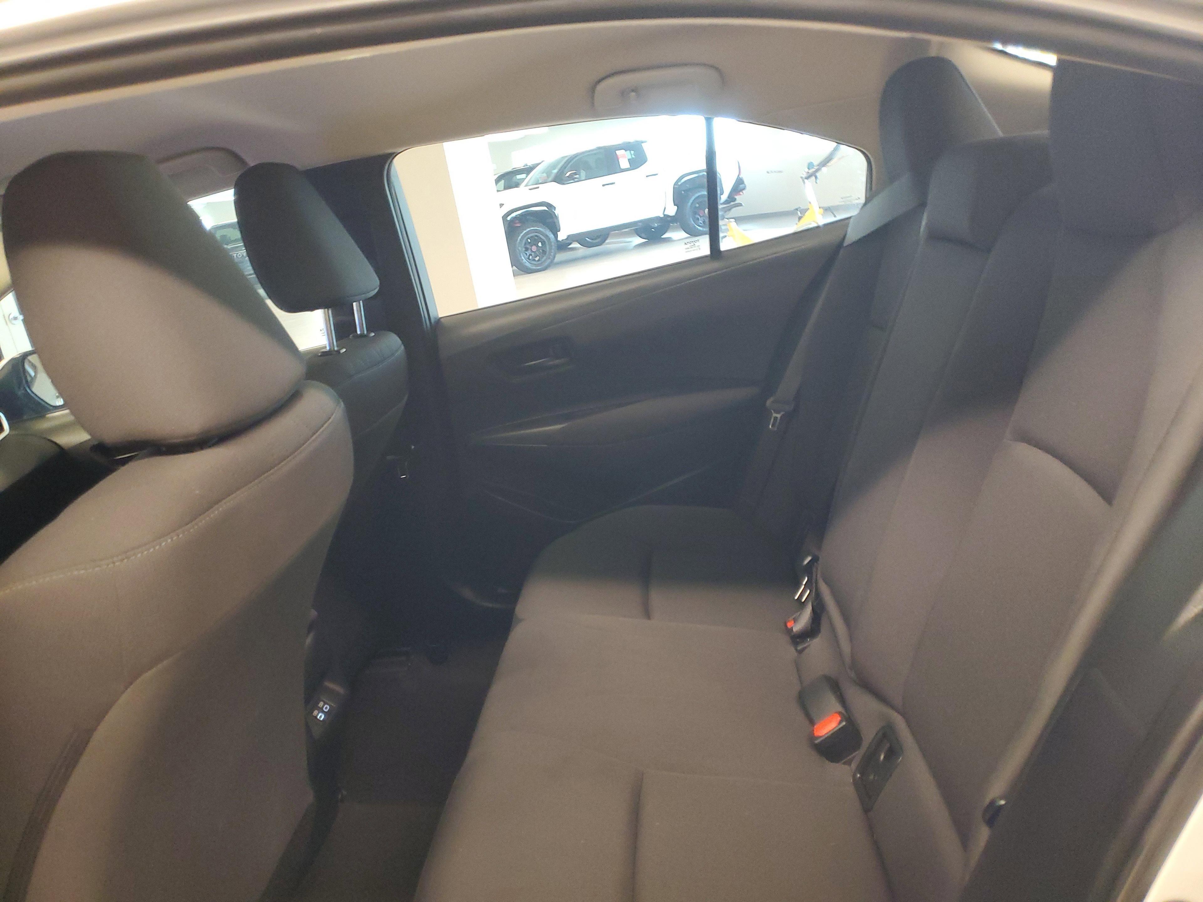 Toyota Corolla Le Fwd Sedan | Miami, Fl - Thumbnail 11