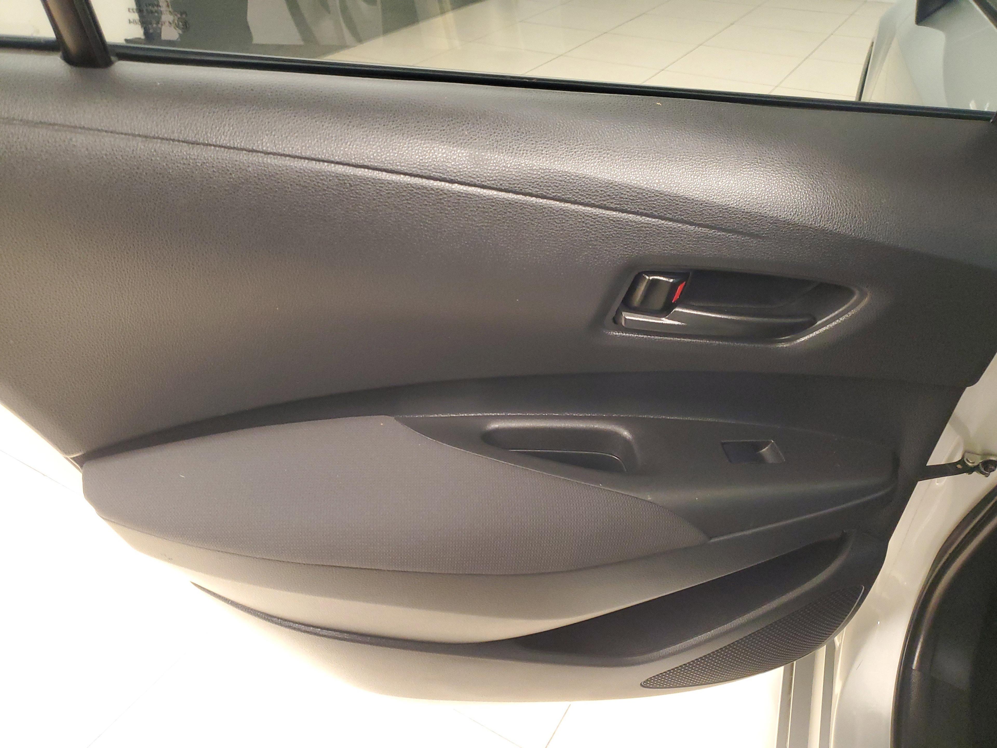 Toyota Corolla Le Fwd Sedan | Miami, Fl - Thumbnail 14