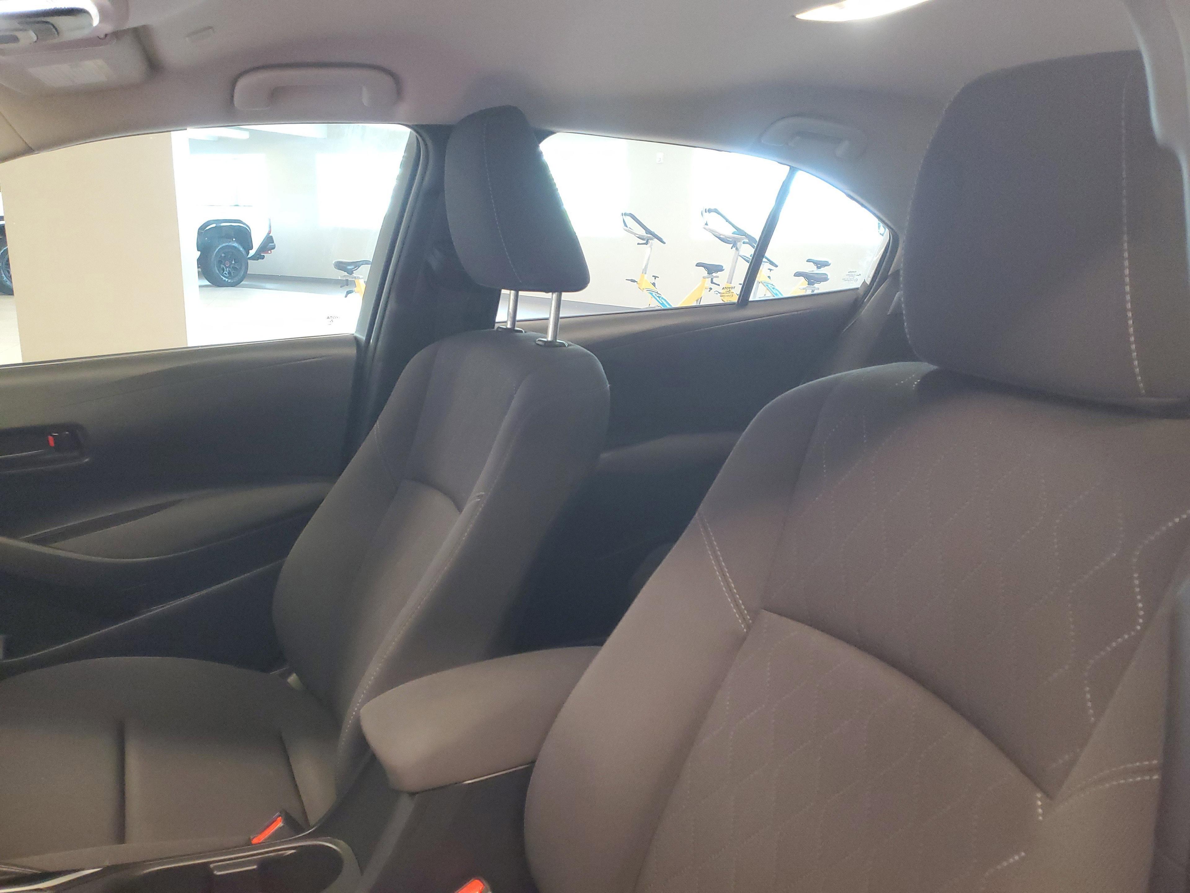 Toyota Corolla Le Fwd Sedan | Miami, Fl - Thumbnail 17