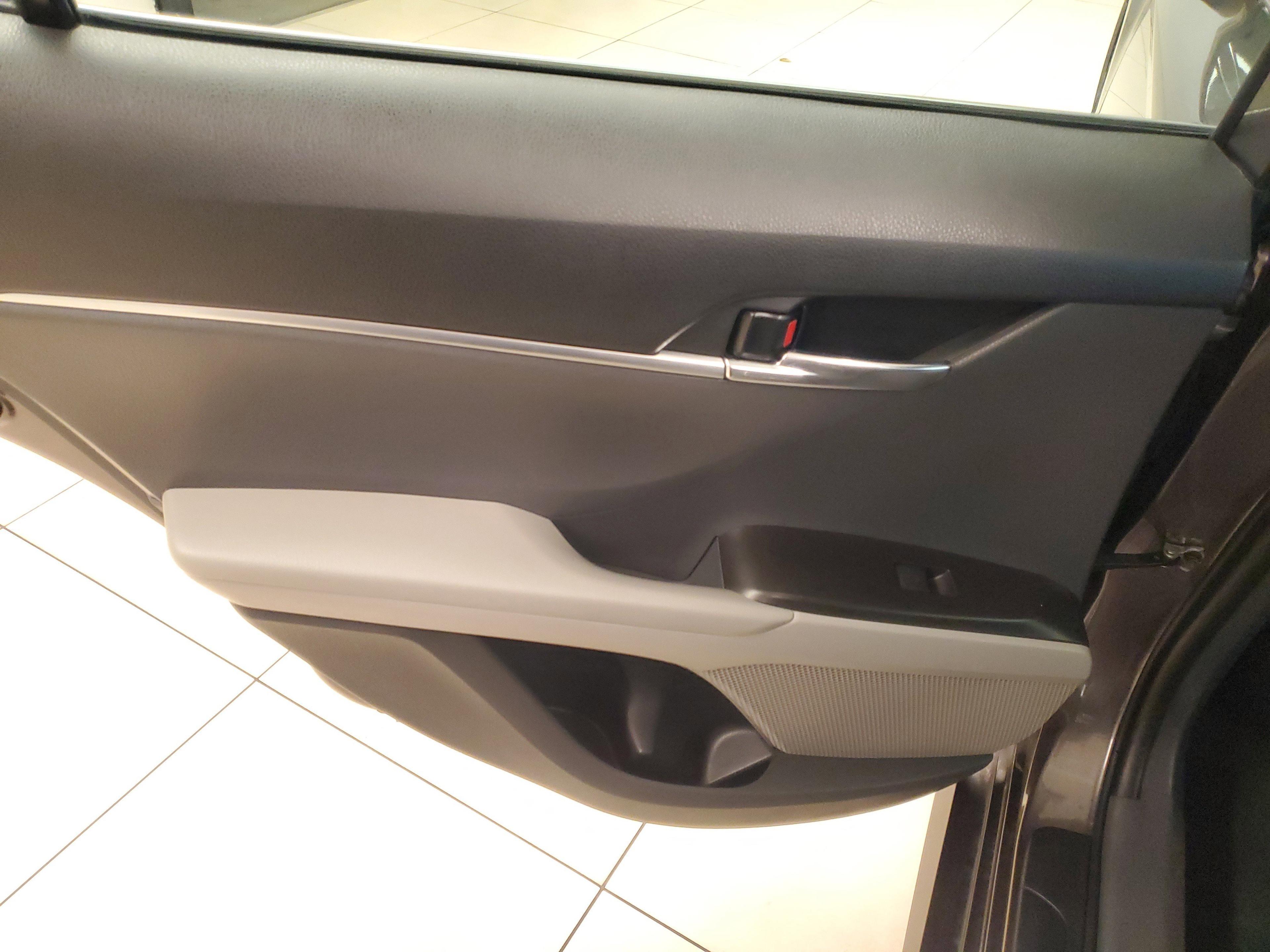 Toyota Camry Le Fwd Sedan | Miami, Fl - Thumbnail 14