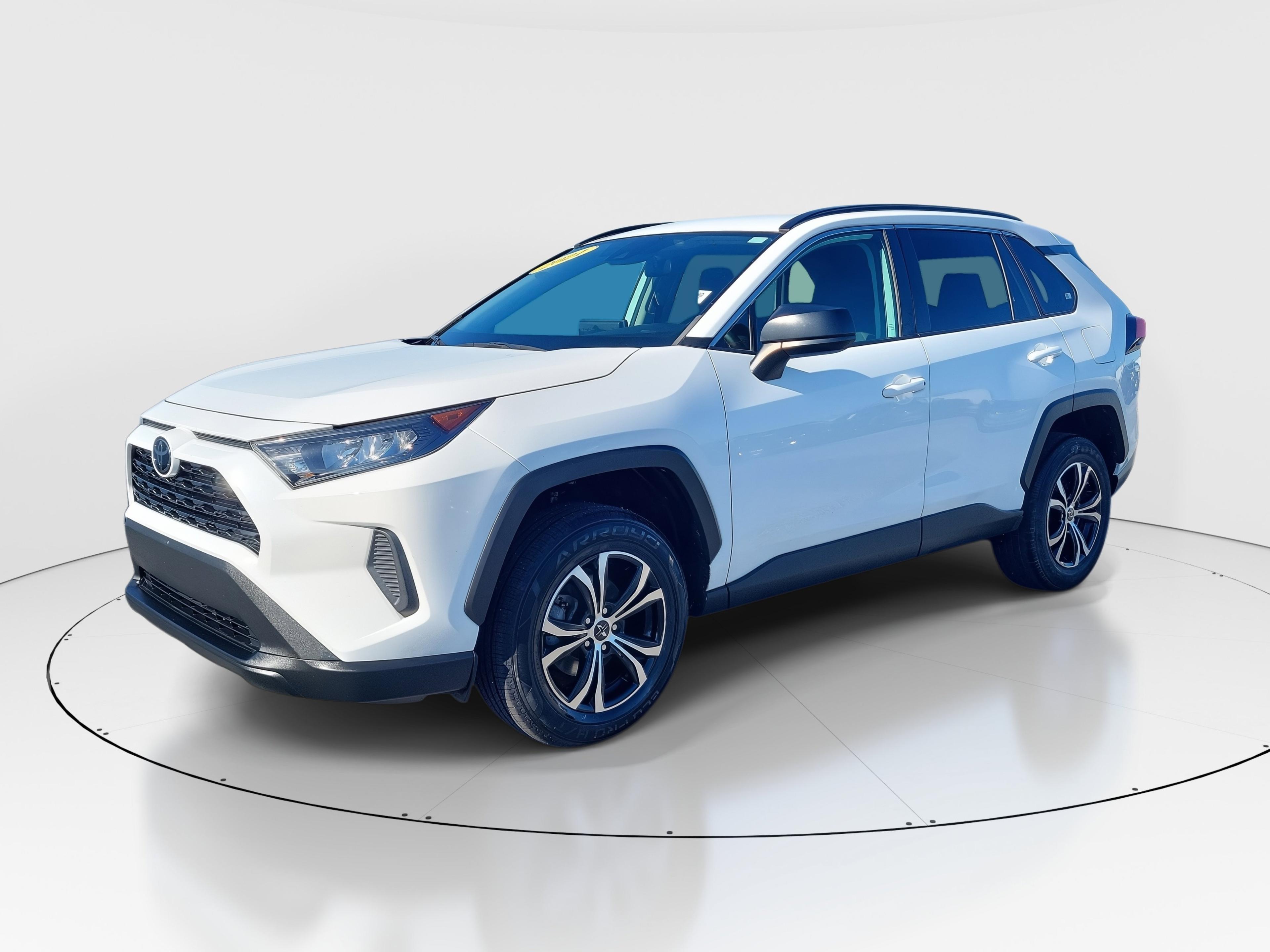 Toyota Rav4 Le Fwd - Thumbnail 4