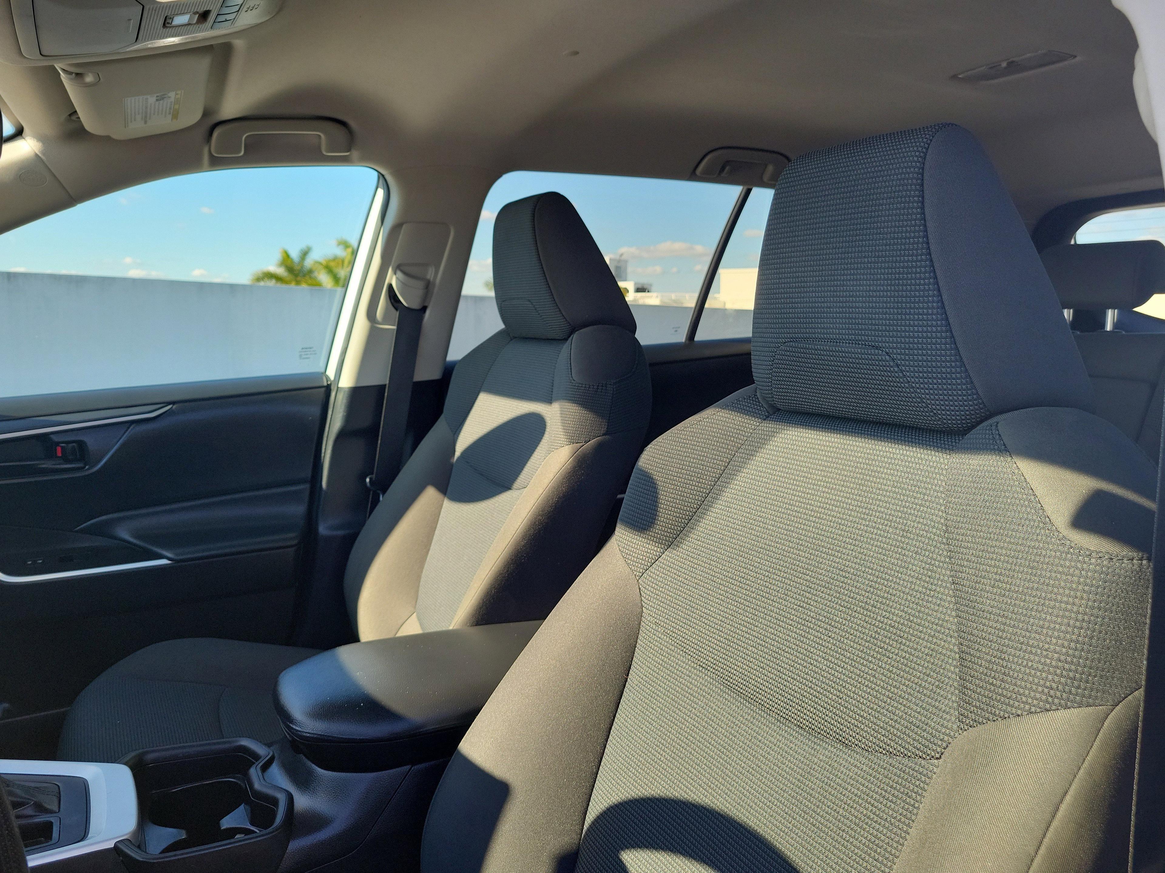 Toyota Rav4 Le Fwd - Thumbnail 19