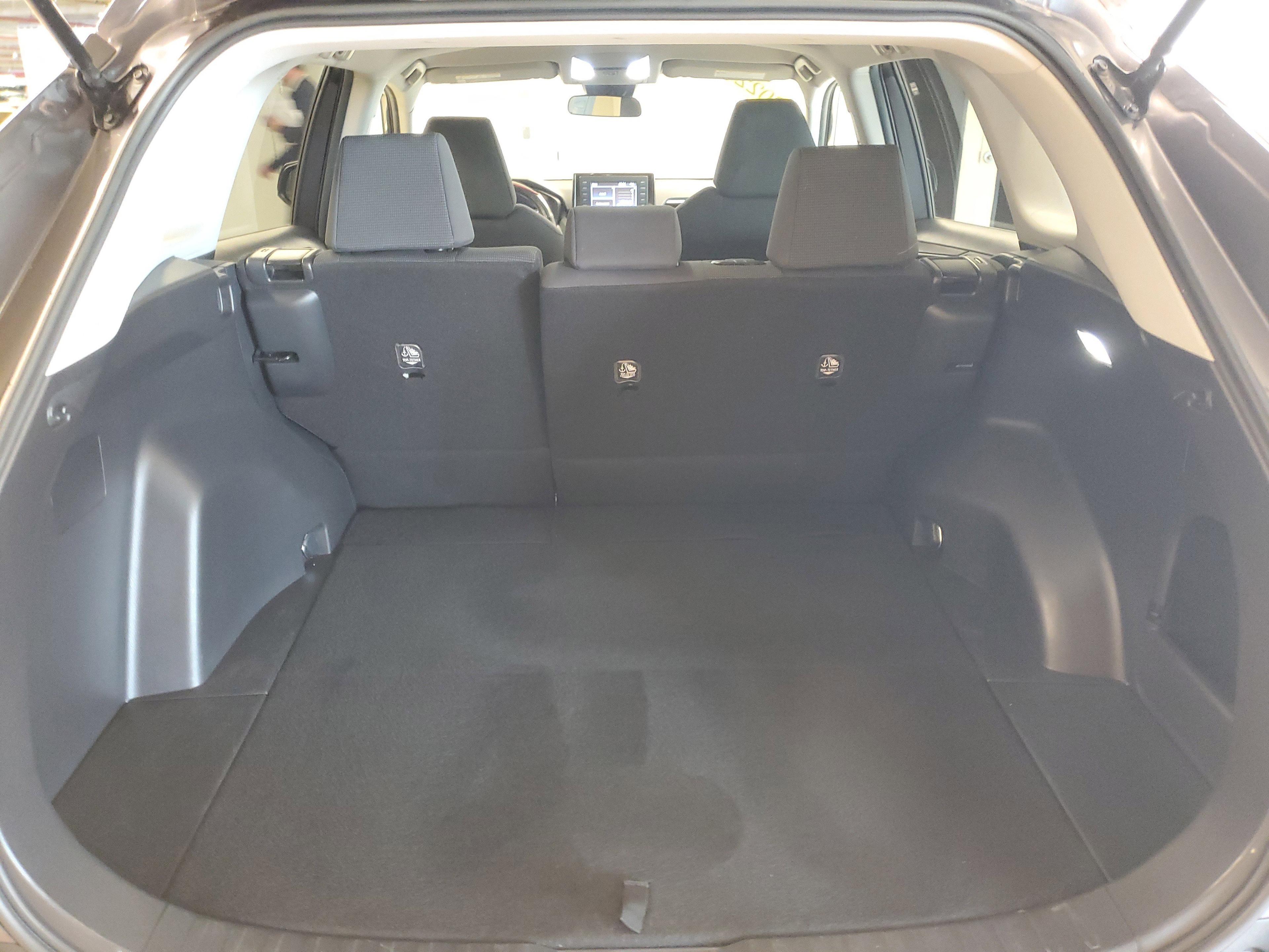 Toyota Rav4 Le Fwd - Thumbnail 9