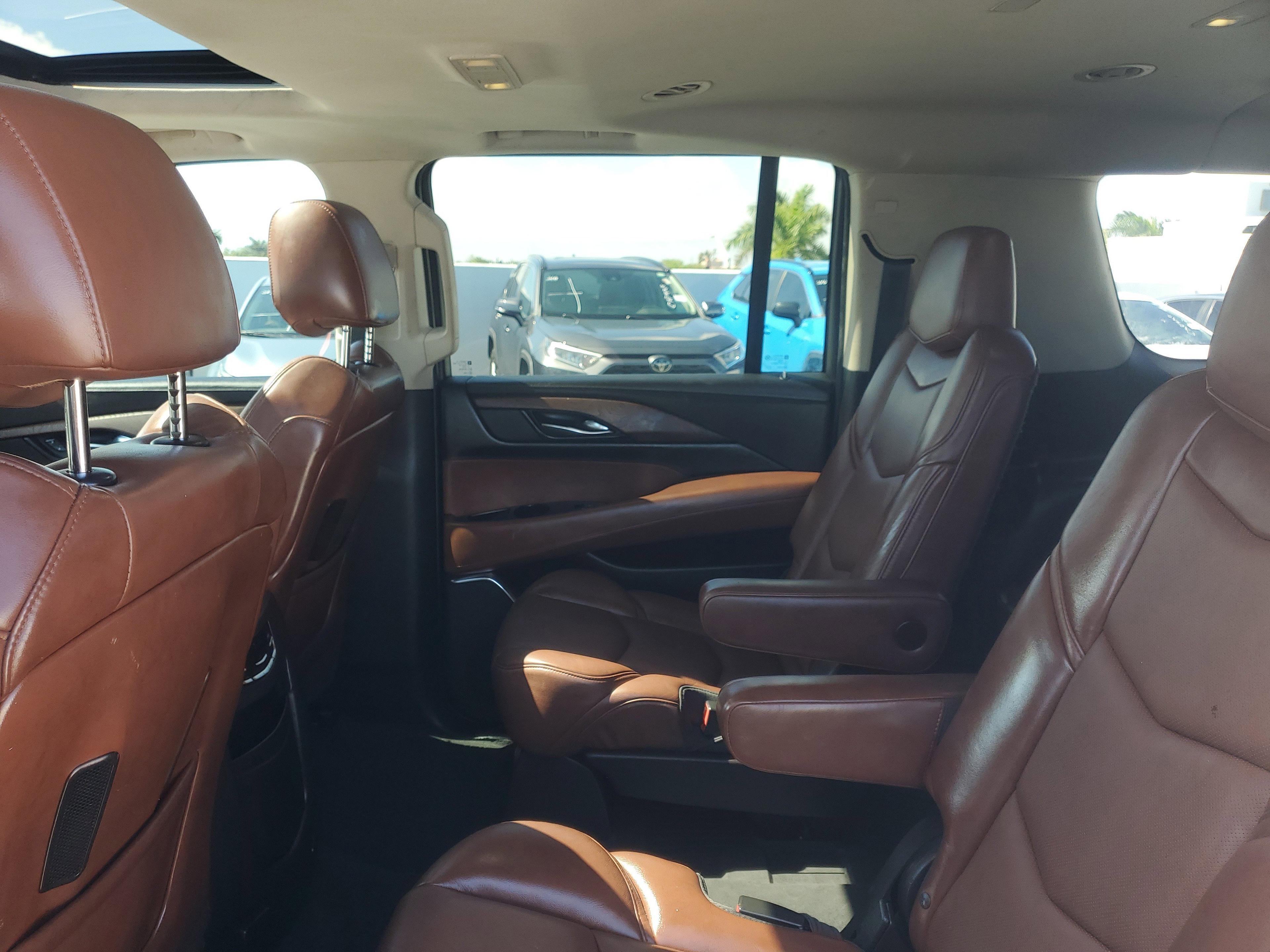 Cadillac Escalade Esv Luxury Rwd - Thumbnail 12