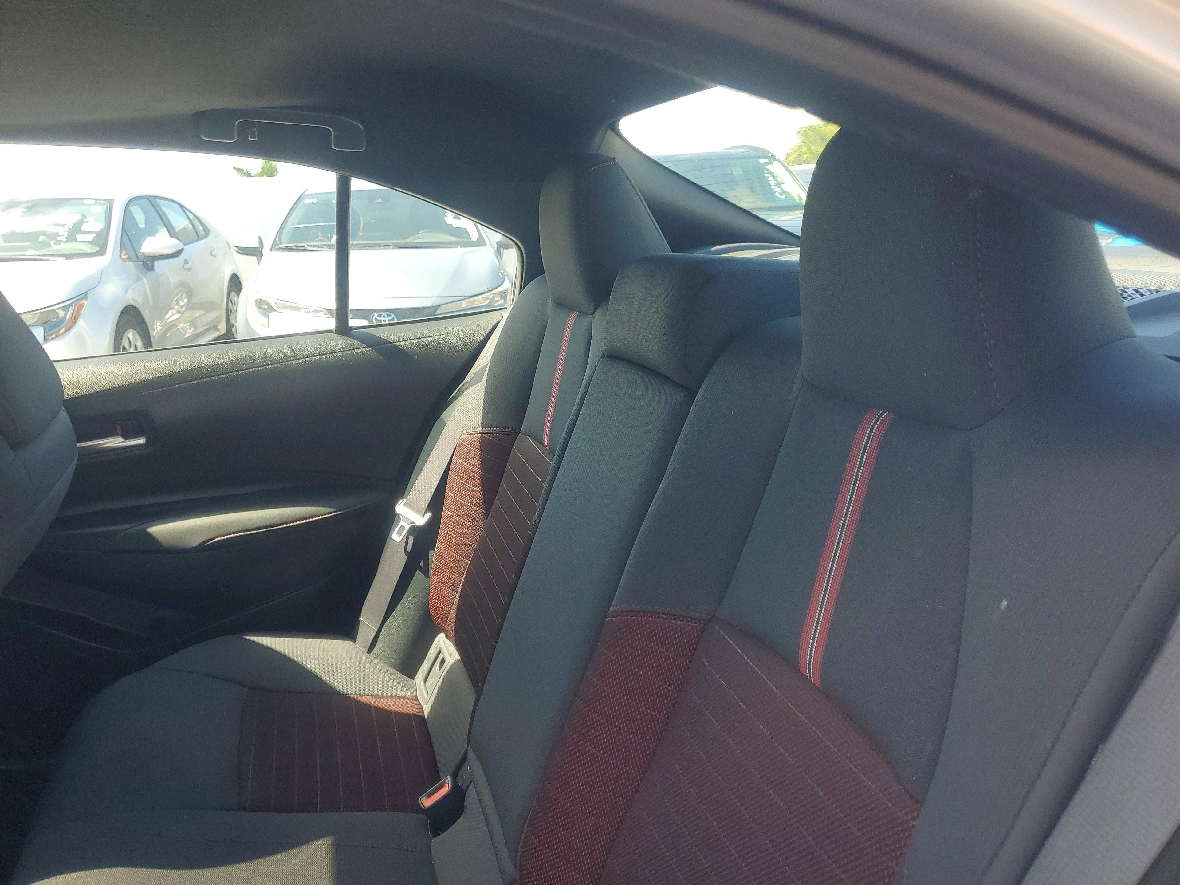 Toyota Corolla Se Fwd - Thumbnail 13