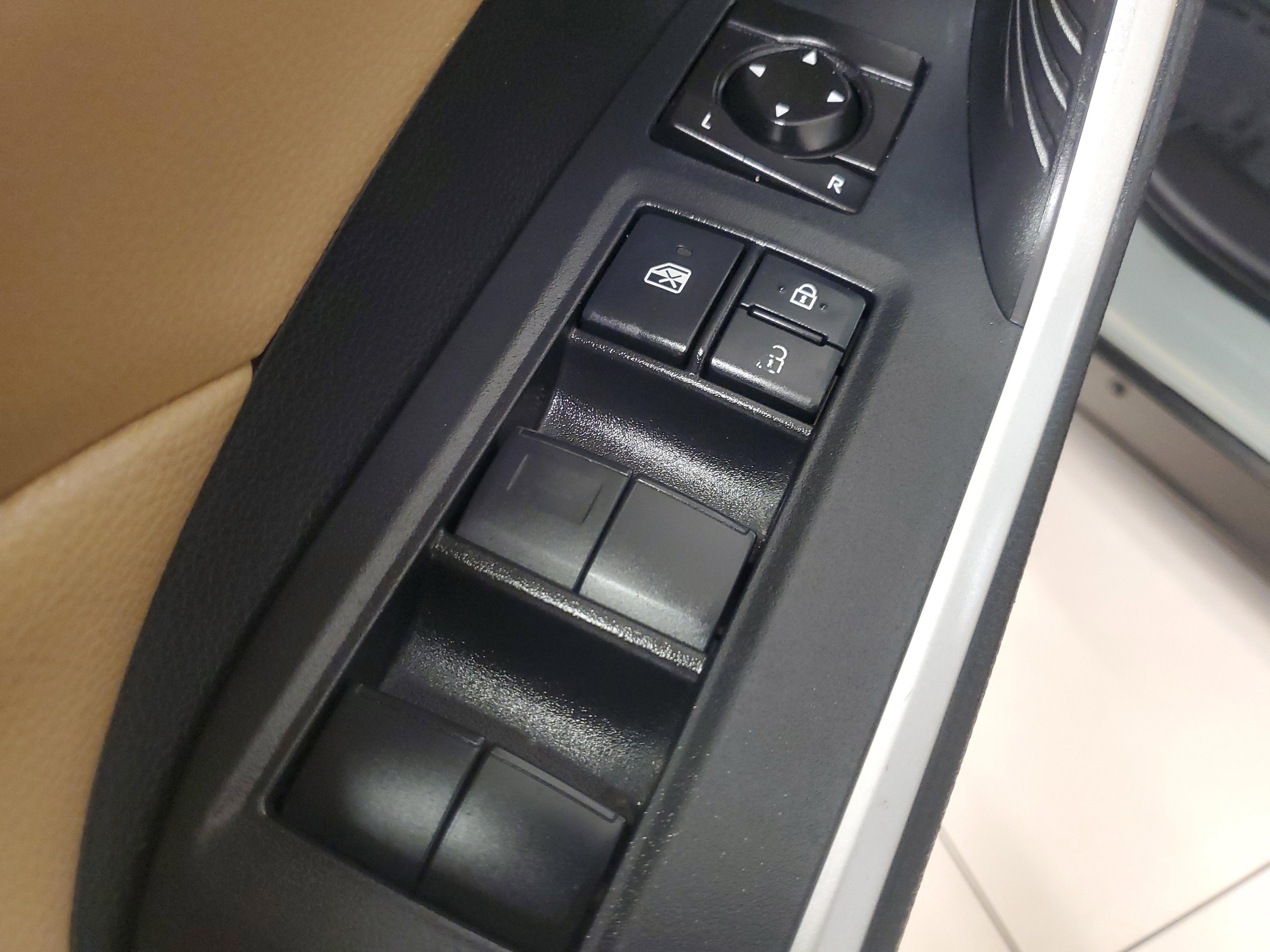 Toyota Rav4 Xle Fwd - Thumbnail 19