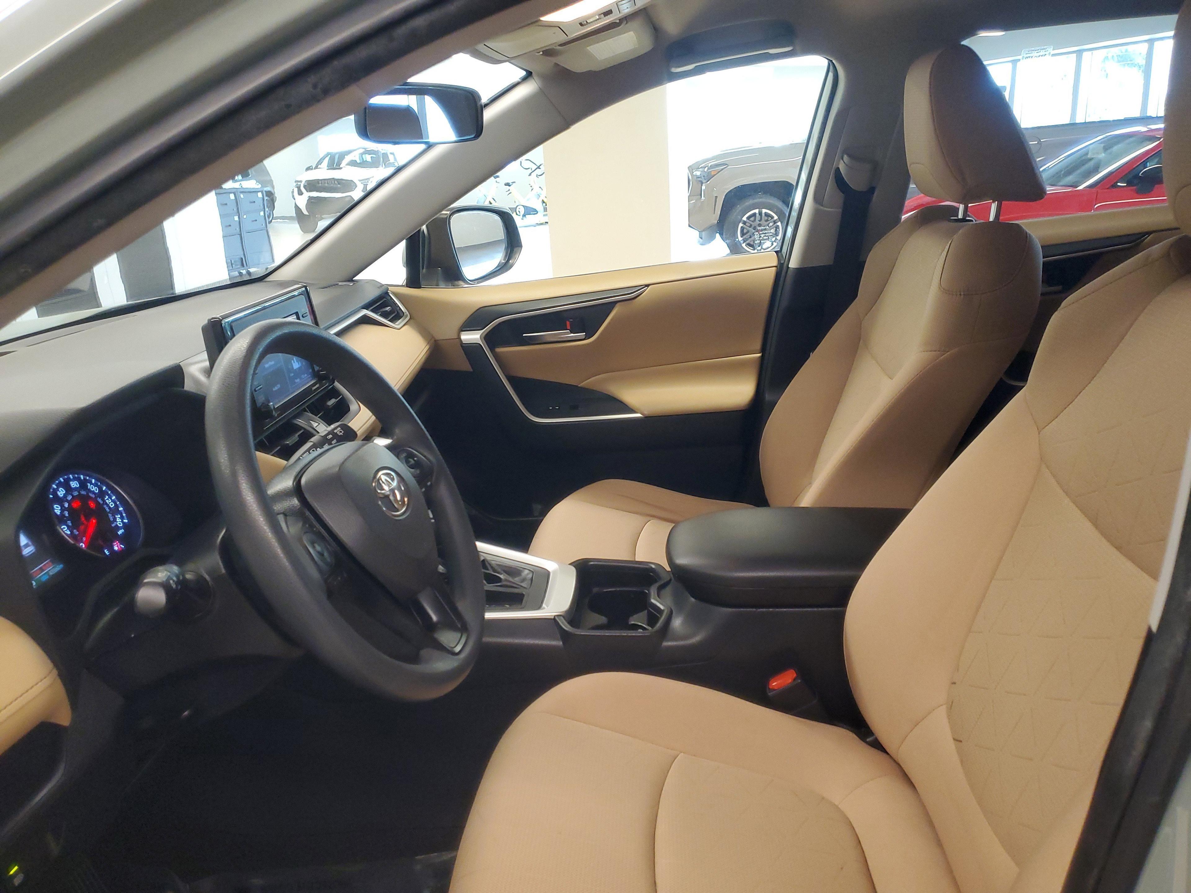 Toyota Rav4 Xle Fwd - Thumbnail 15