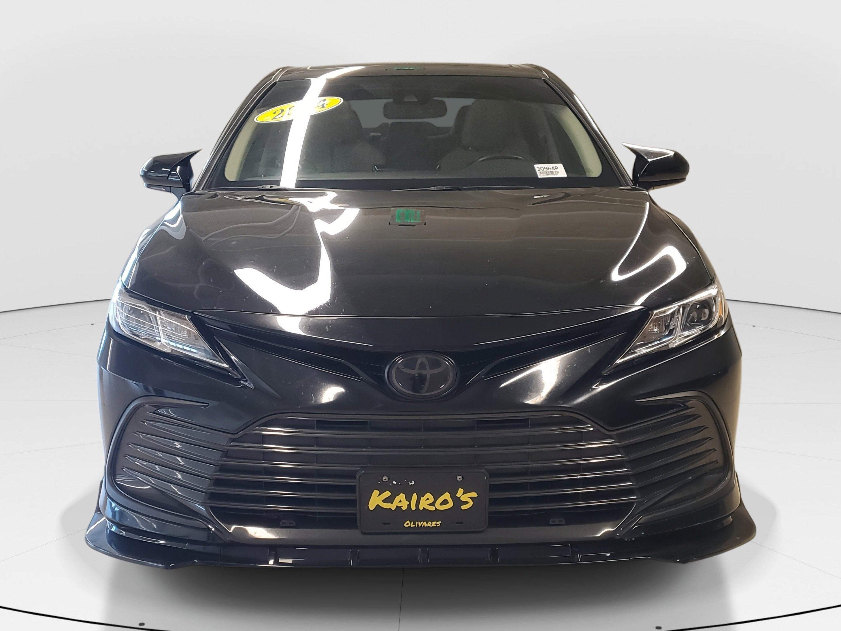 Toyota Camry Le Fwd - Thumbnail 3