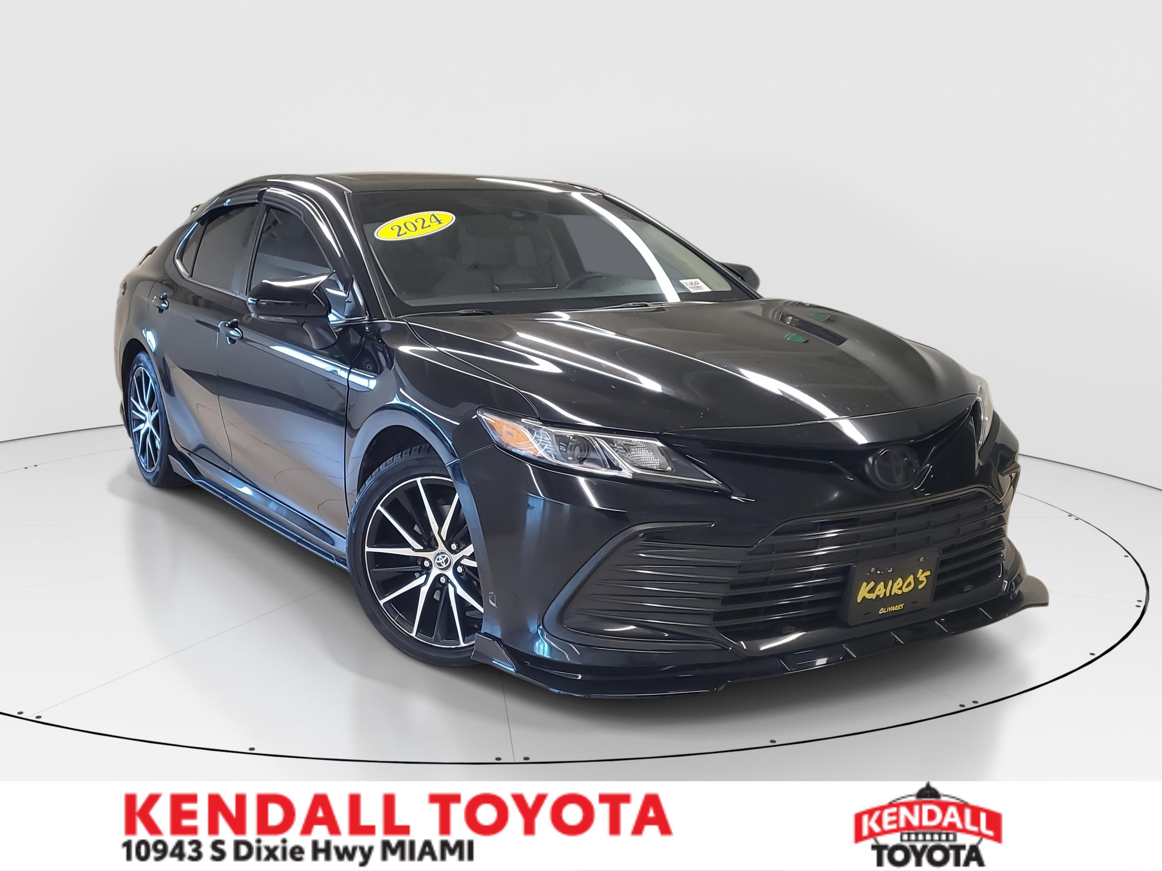 Toyota Camry Le Fwd - Thumbnail 2