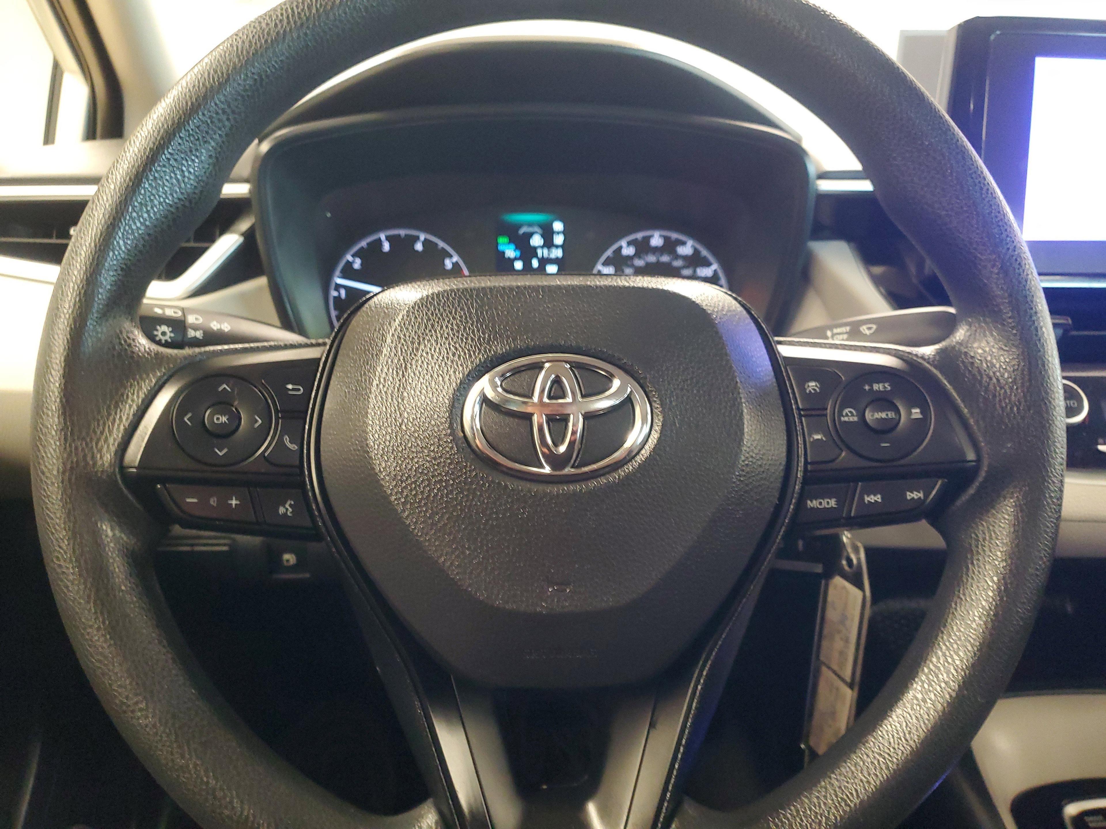 Toyota Corolla Le Fwd Sedan | Miami, Fl - Thumbnail 20