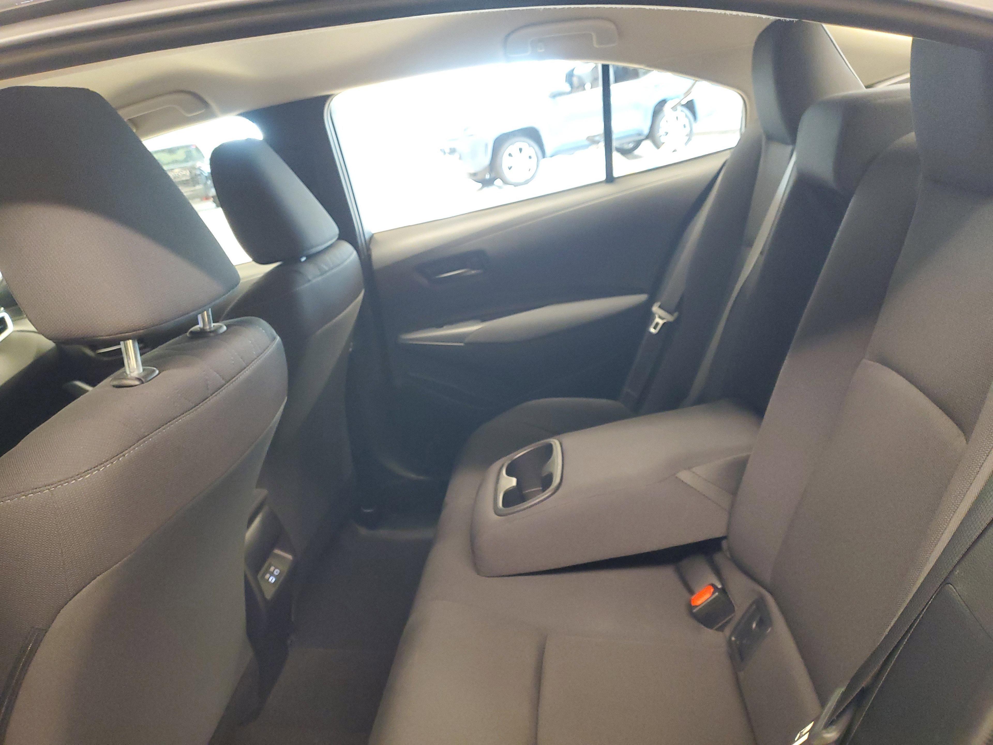 Toyota Corolla Le Fwd - Thumbnail 11