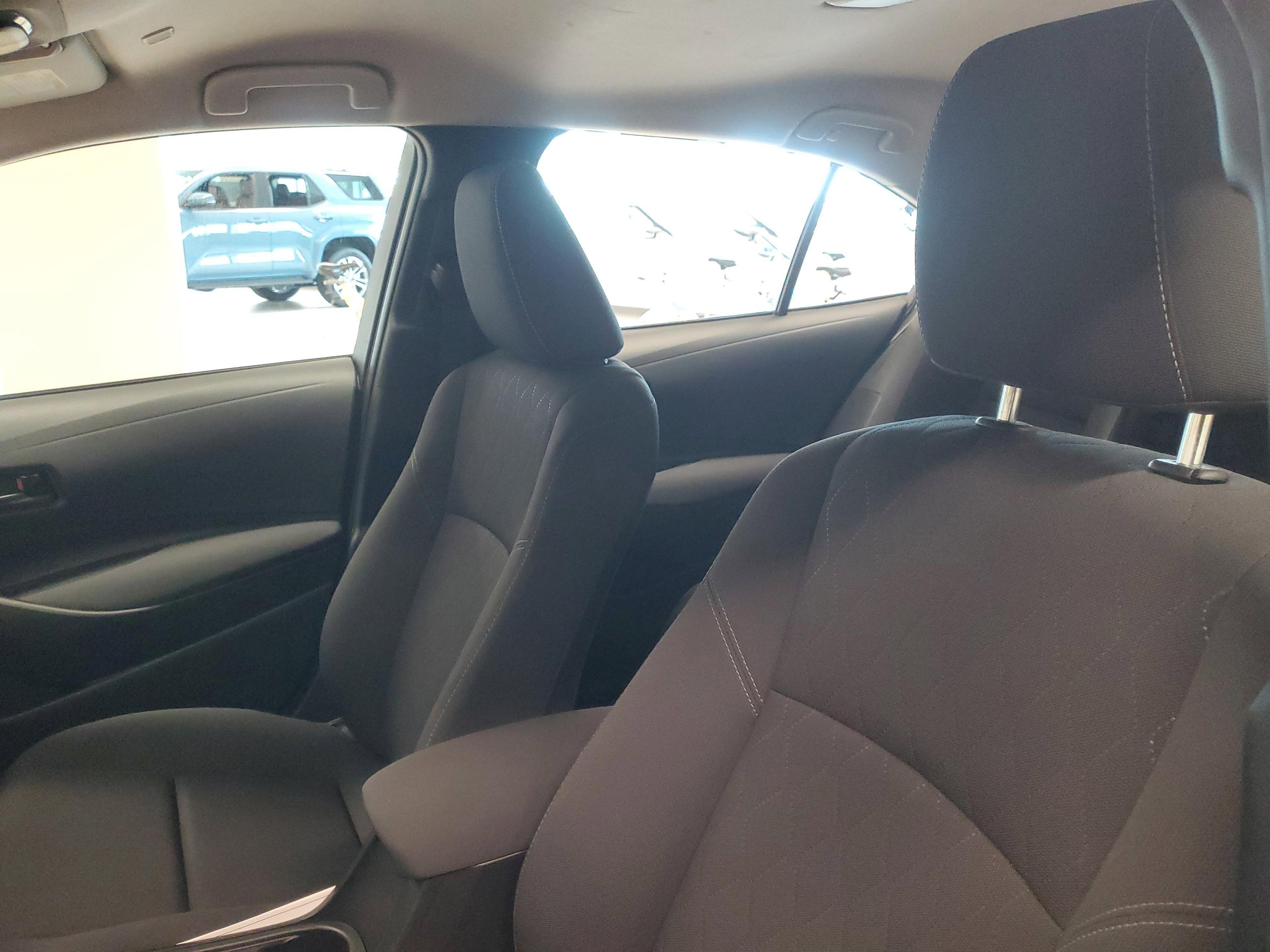 Toyota Corolla Le Fwd - Thumbnail 17