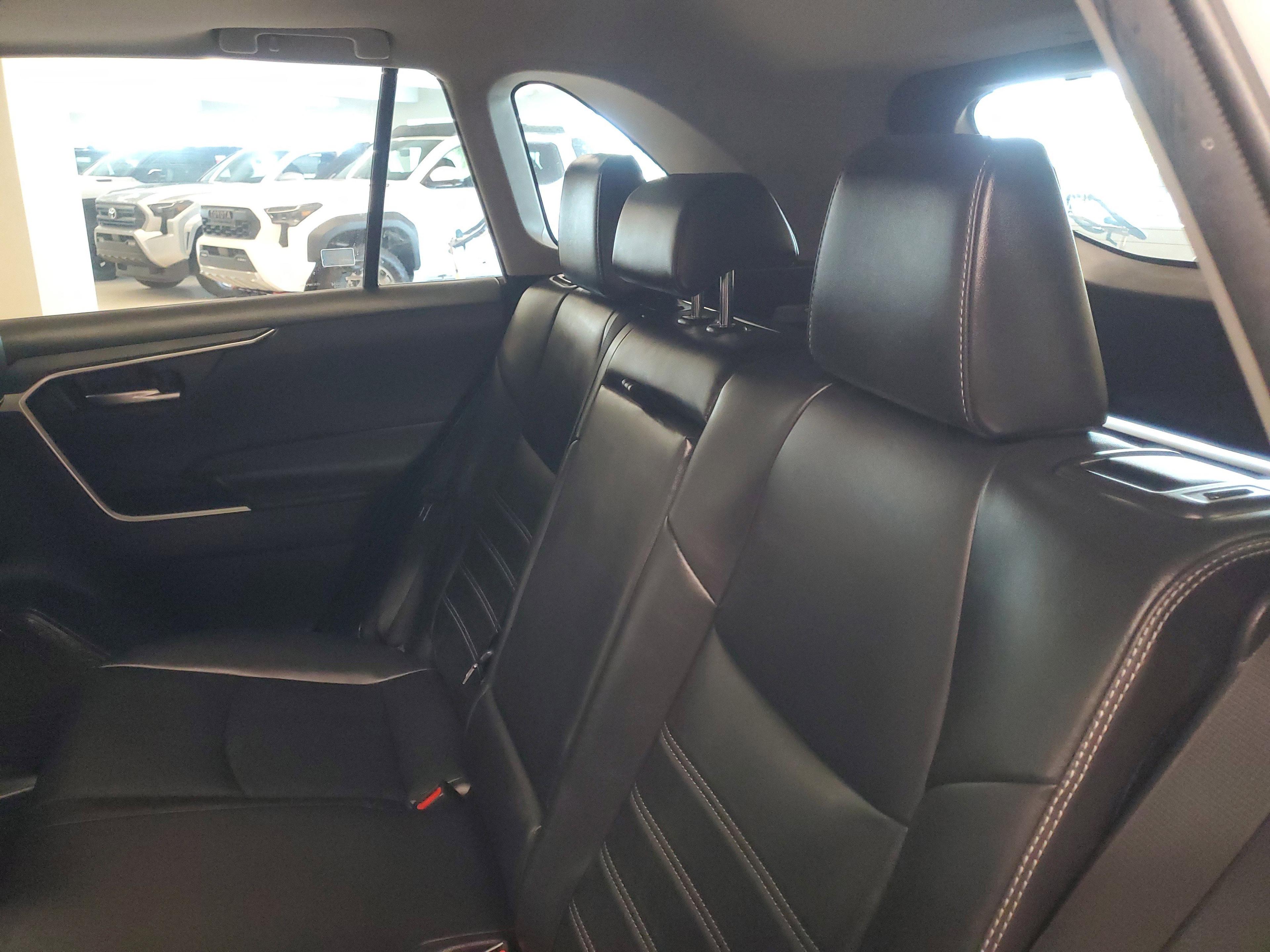 Toyota Rav4 Xle Premium Fwd - Thumbnail 15