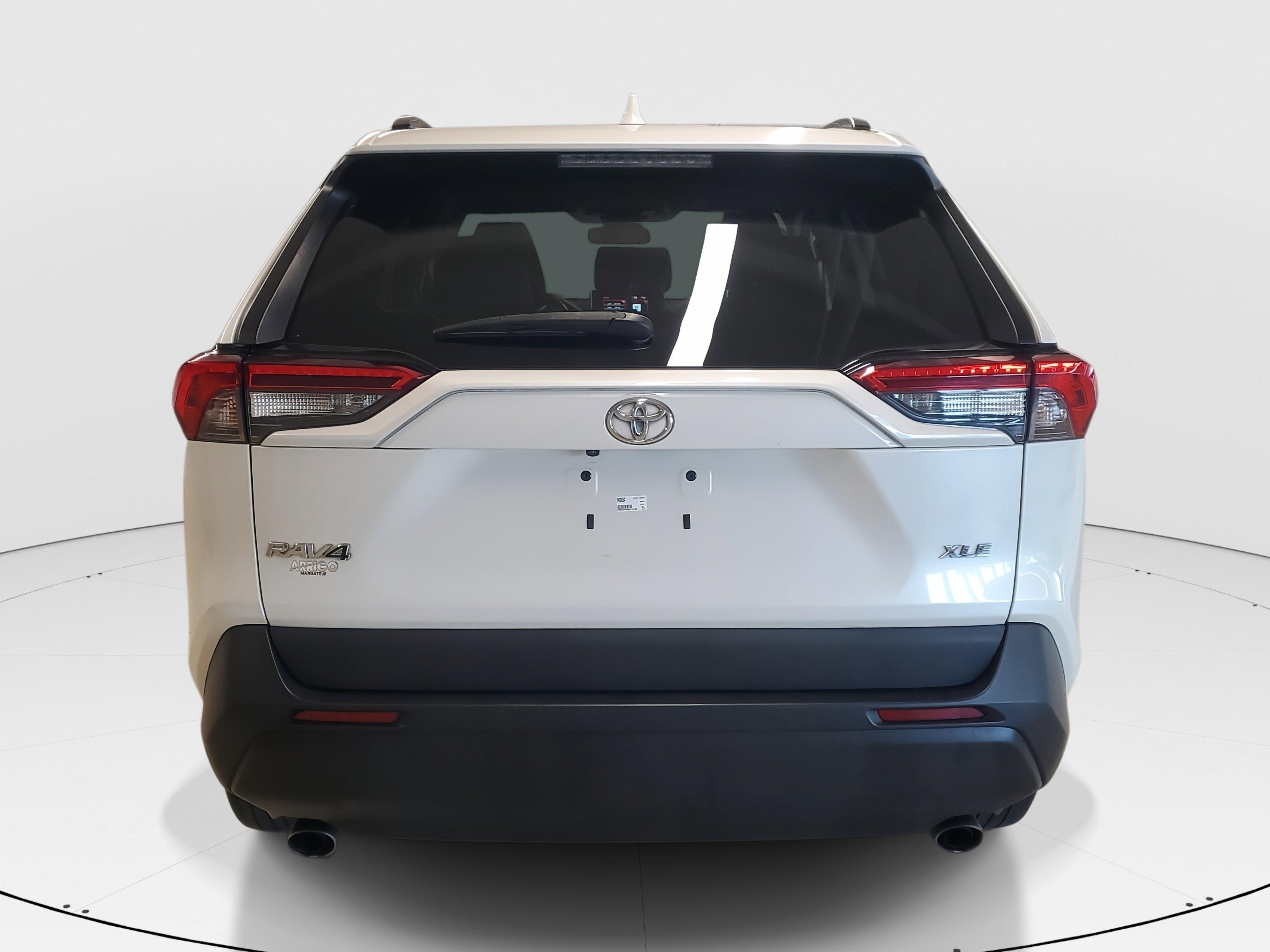 Toyota Rav4 Xle Premium Fwd - Thumbnail 7
