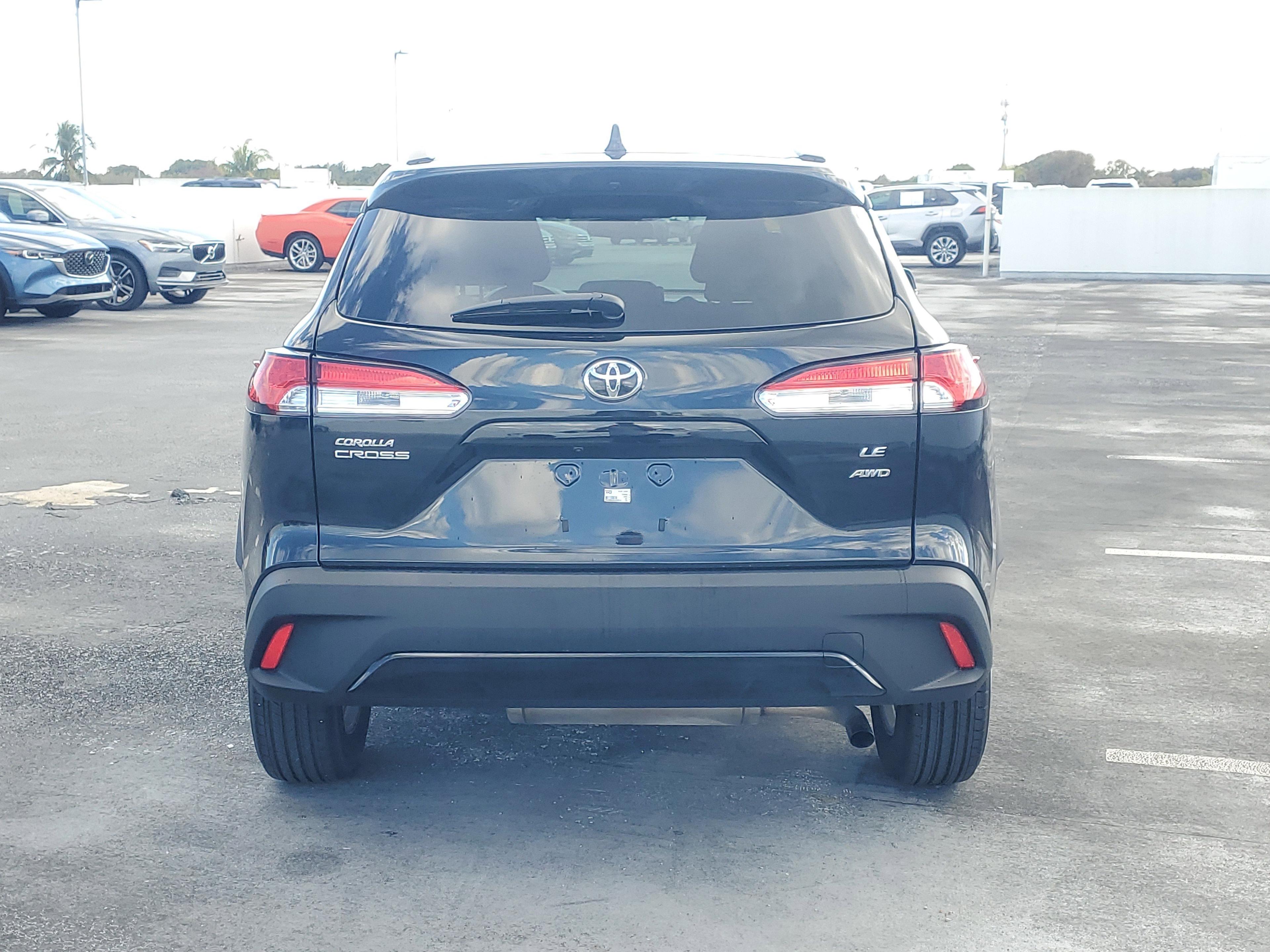 Toyota Corolla Cross Le Awd - Thumbnail 7