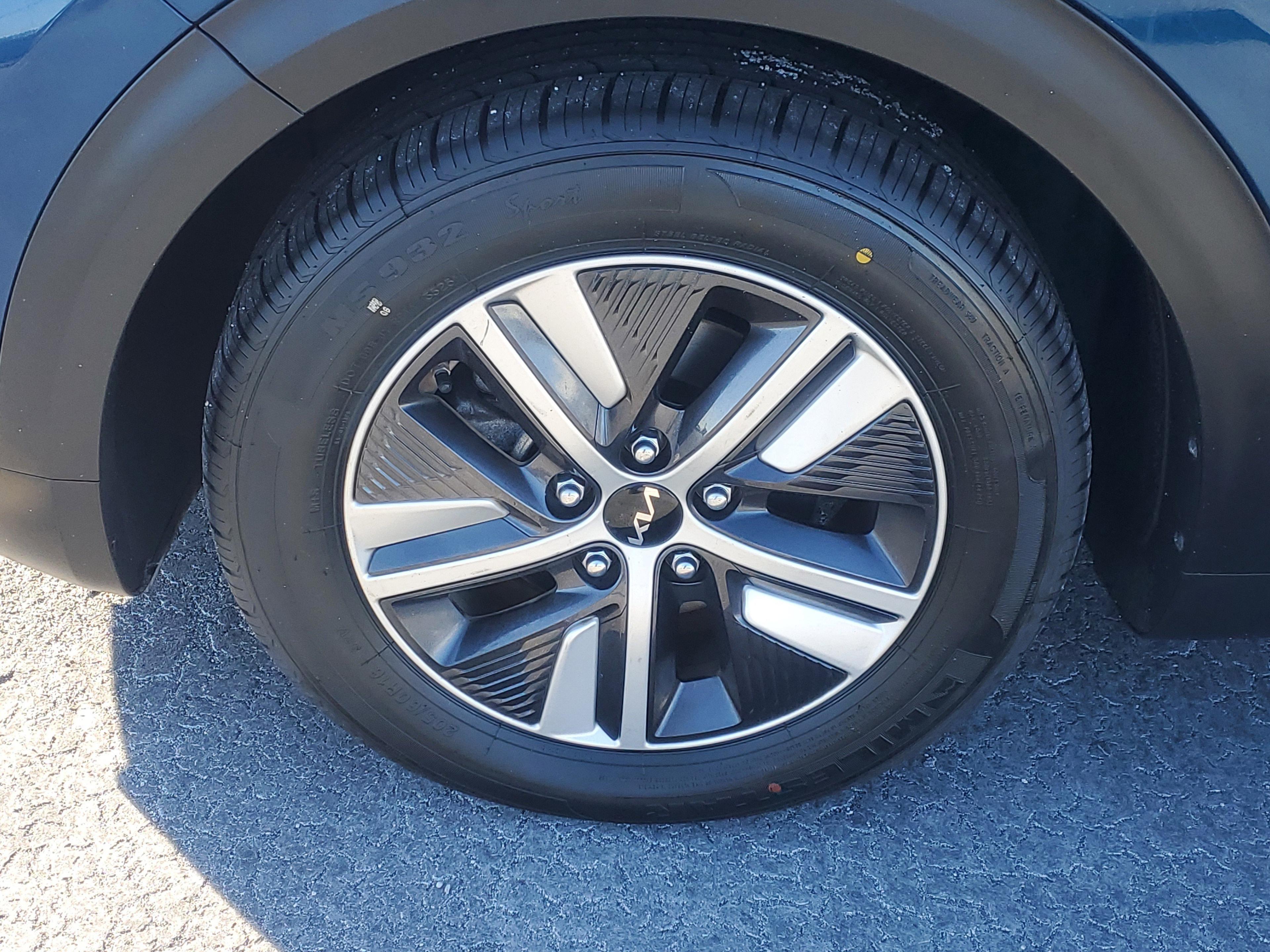 Kia Niro Ex Premium Fwd - Thumbnail 3