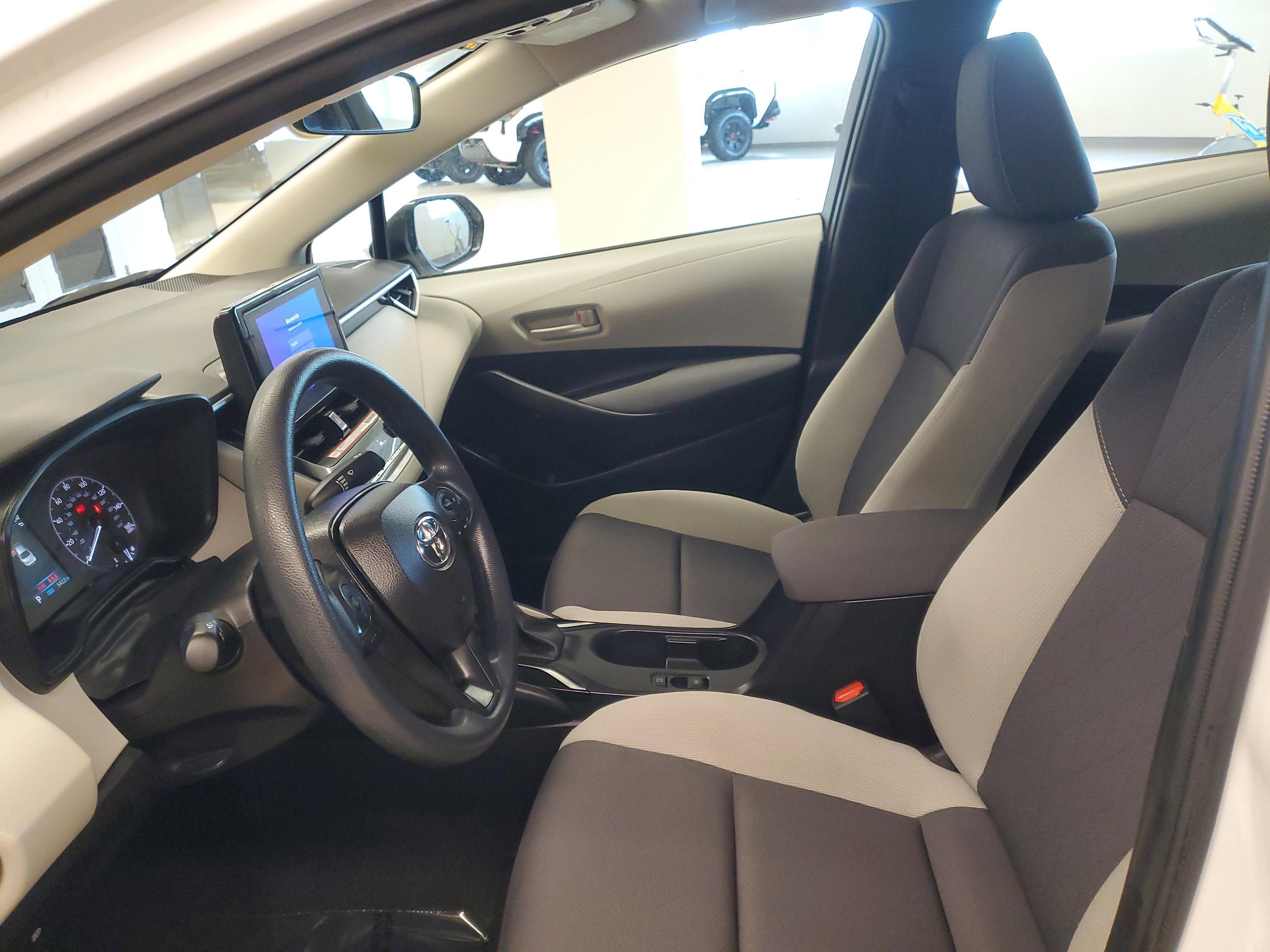 Toyota Corolla Le Fwd - Thumbnail 15