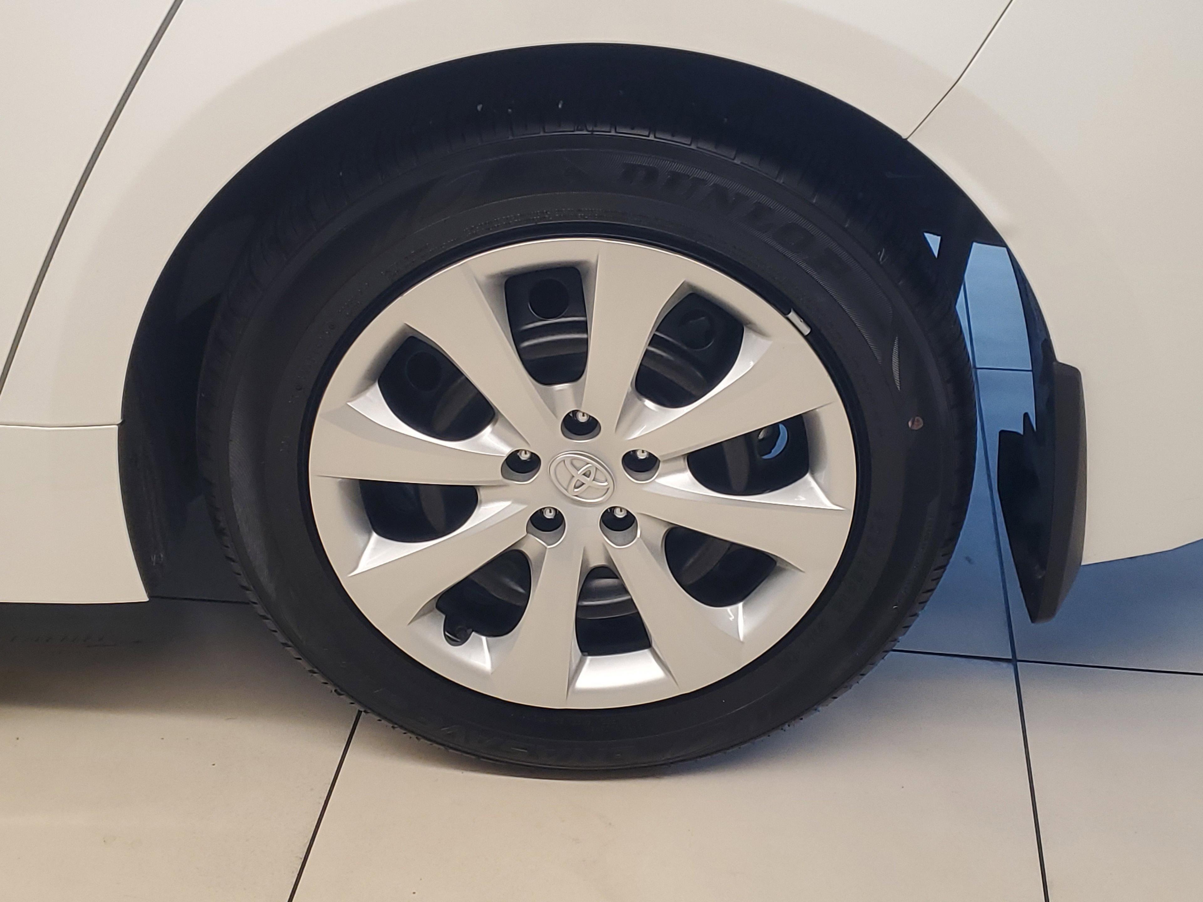 Toyota Corolla Le Fwd - Thumbnail 5