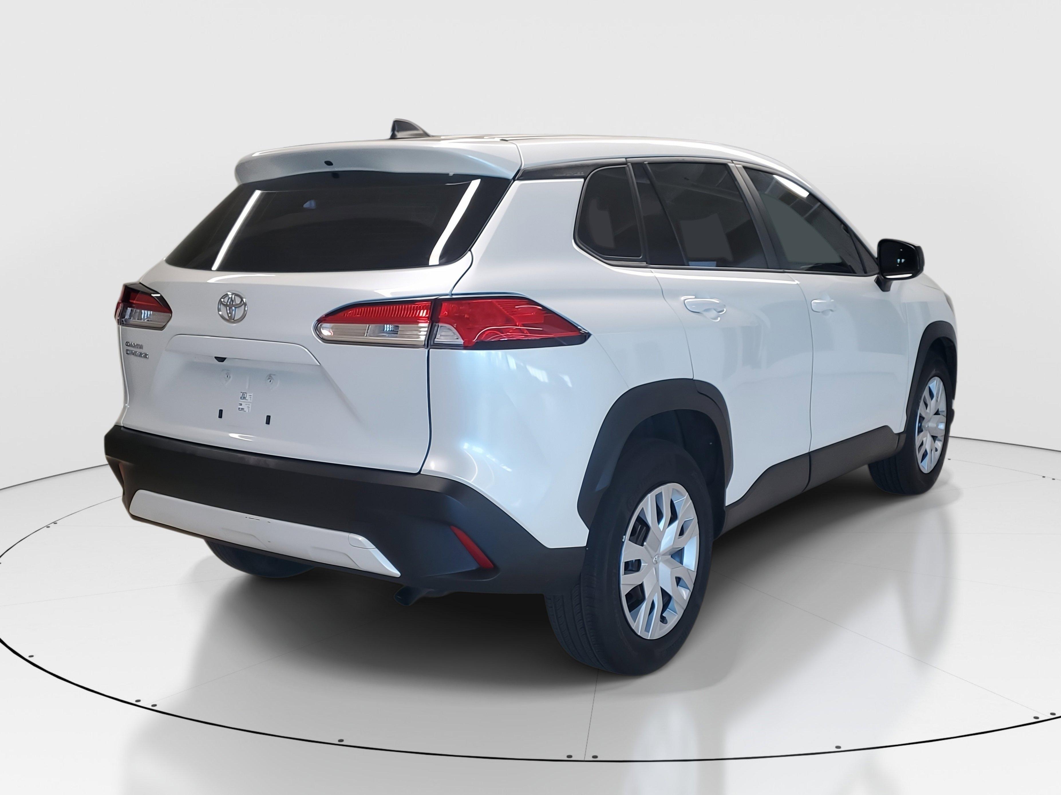 Toyota Corolla Cross L Fwd - Thumbnail 8