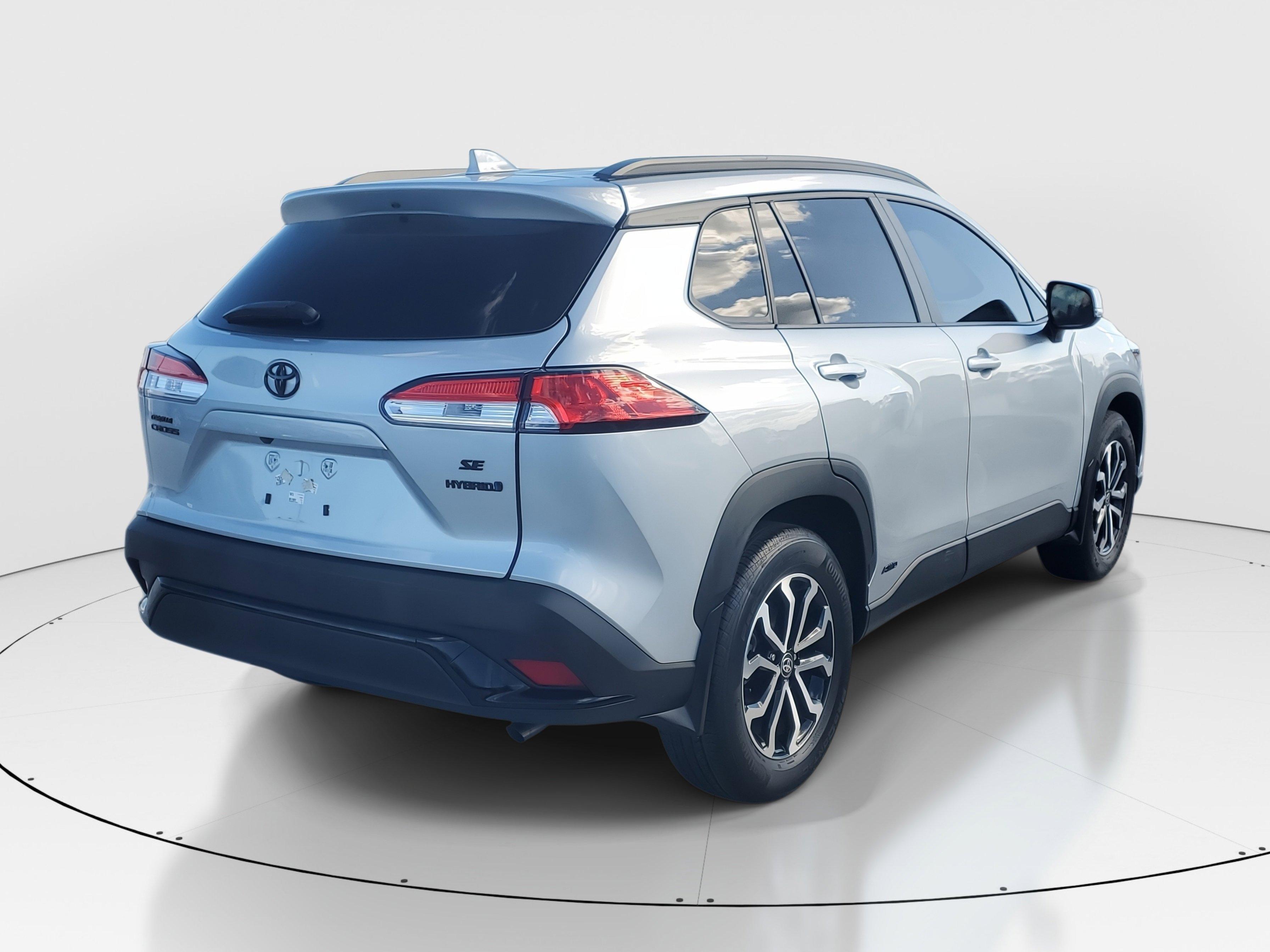 Toyota Corolla Cross Hybrid Se Awd - Thumbnail 8