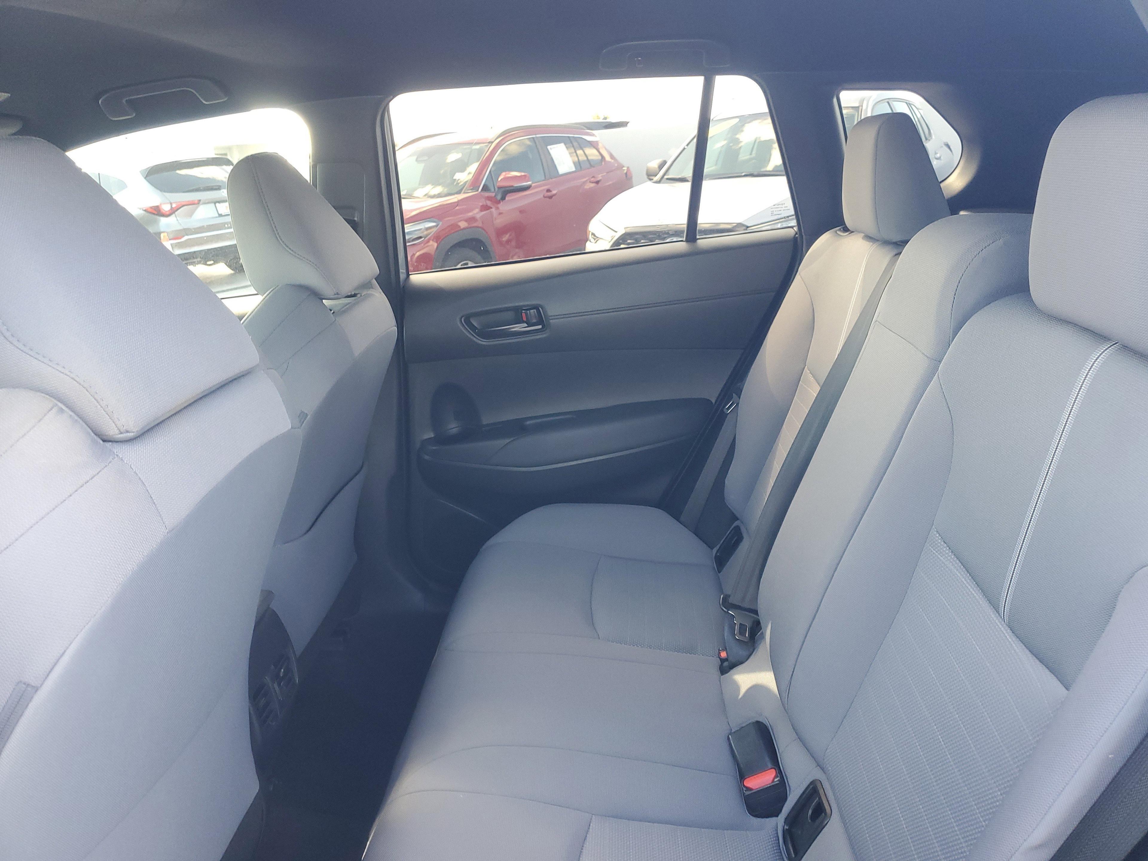 Toyota Corolla Cross Hybrid Se Awd - Thumbnail 11