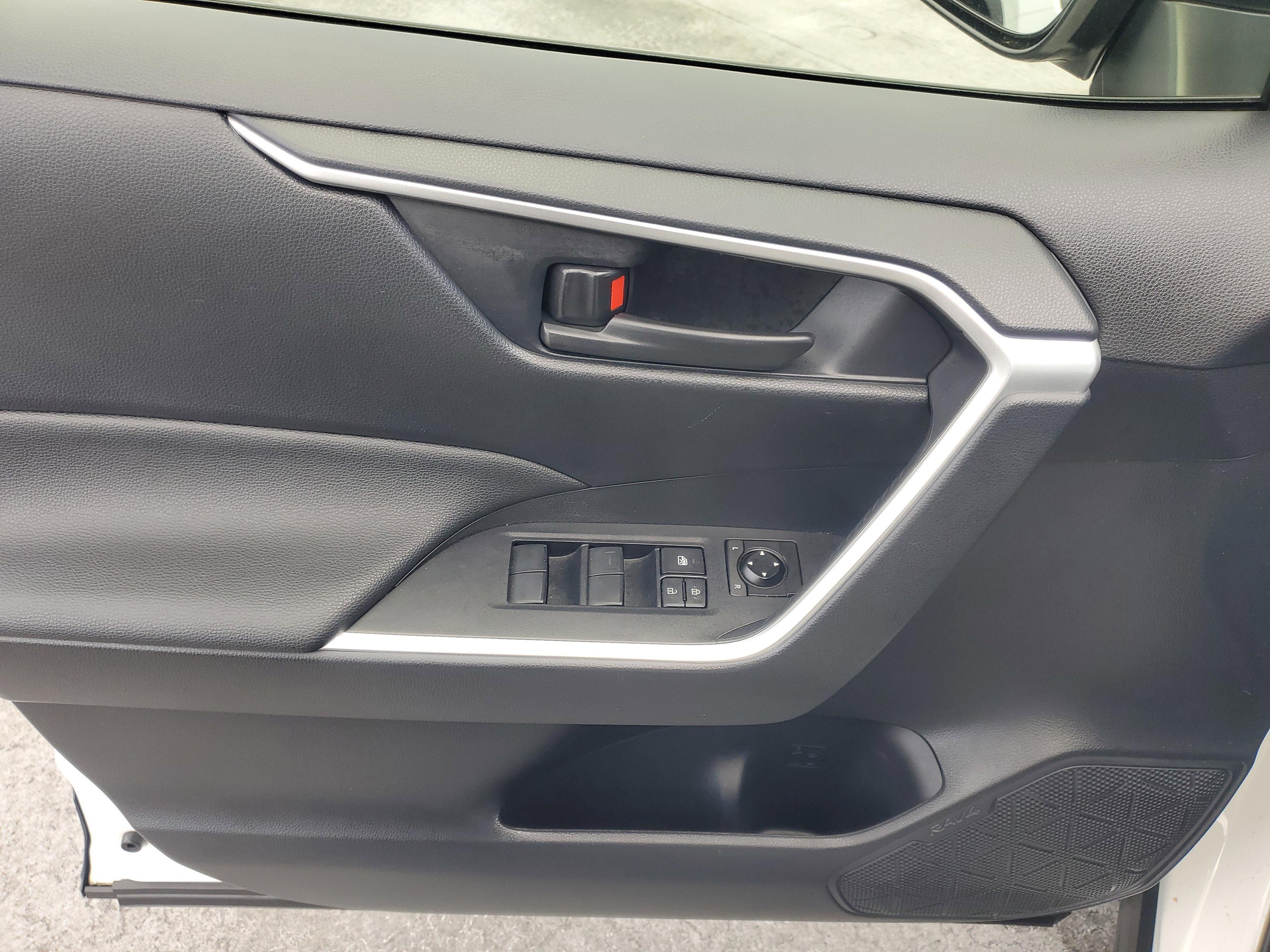 Toyota Rav4 Hybrid Le Awd - Thumbnail 18