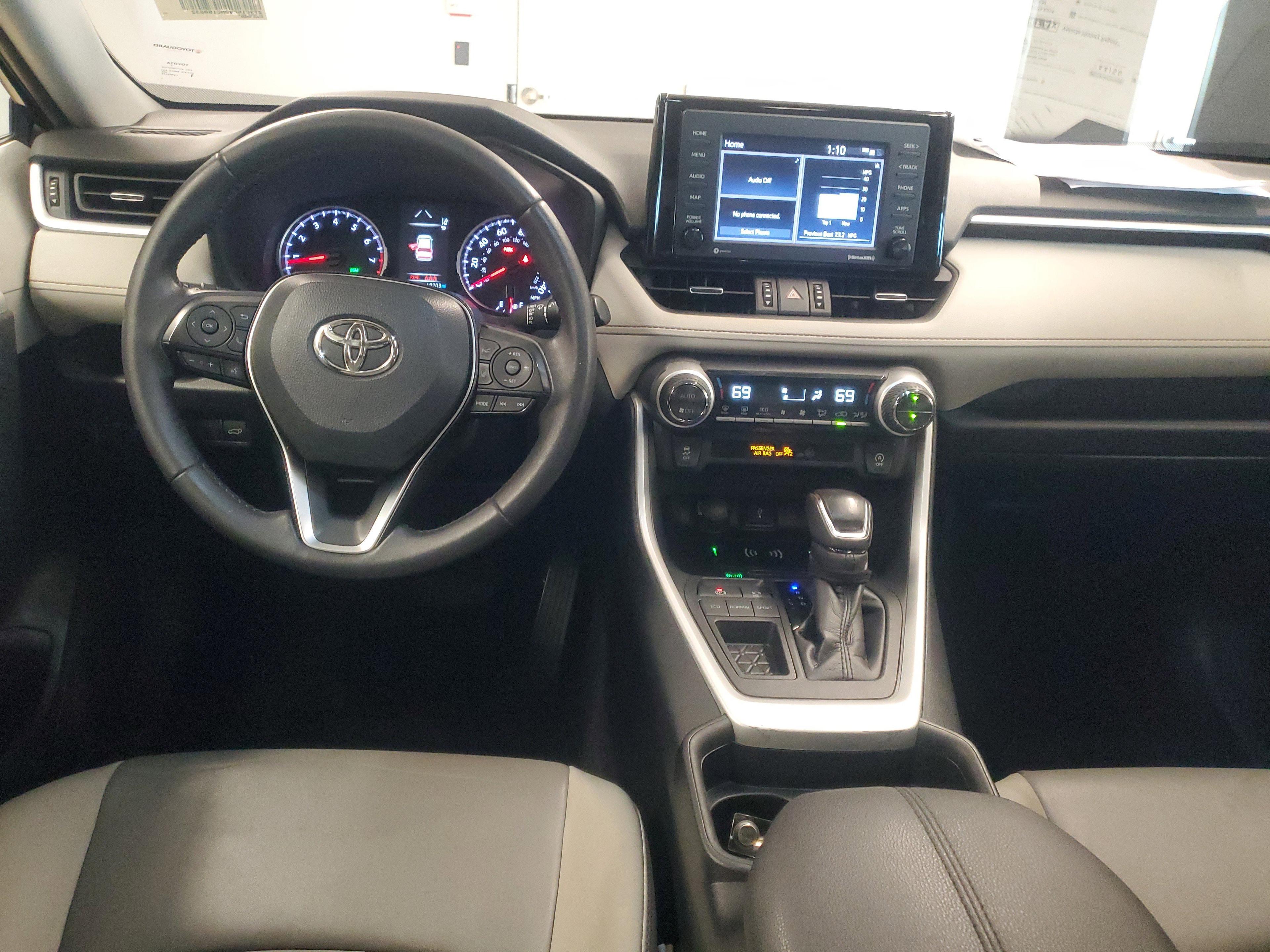 Toyota Rav4 Xle Premium Fwd - Thumbnail 11