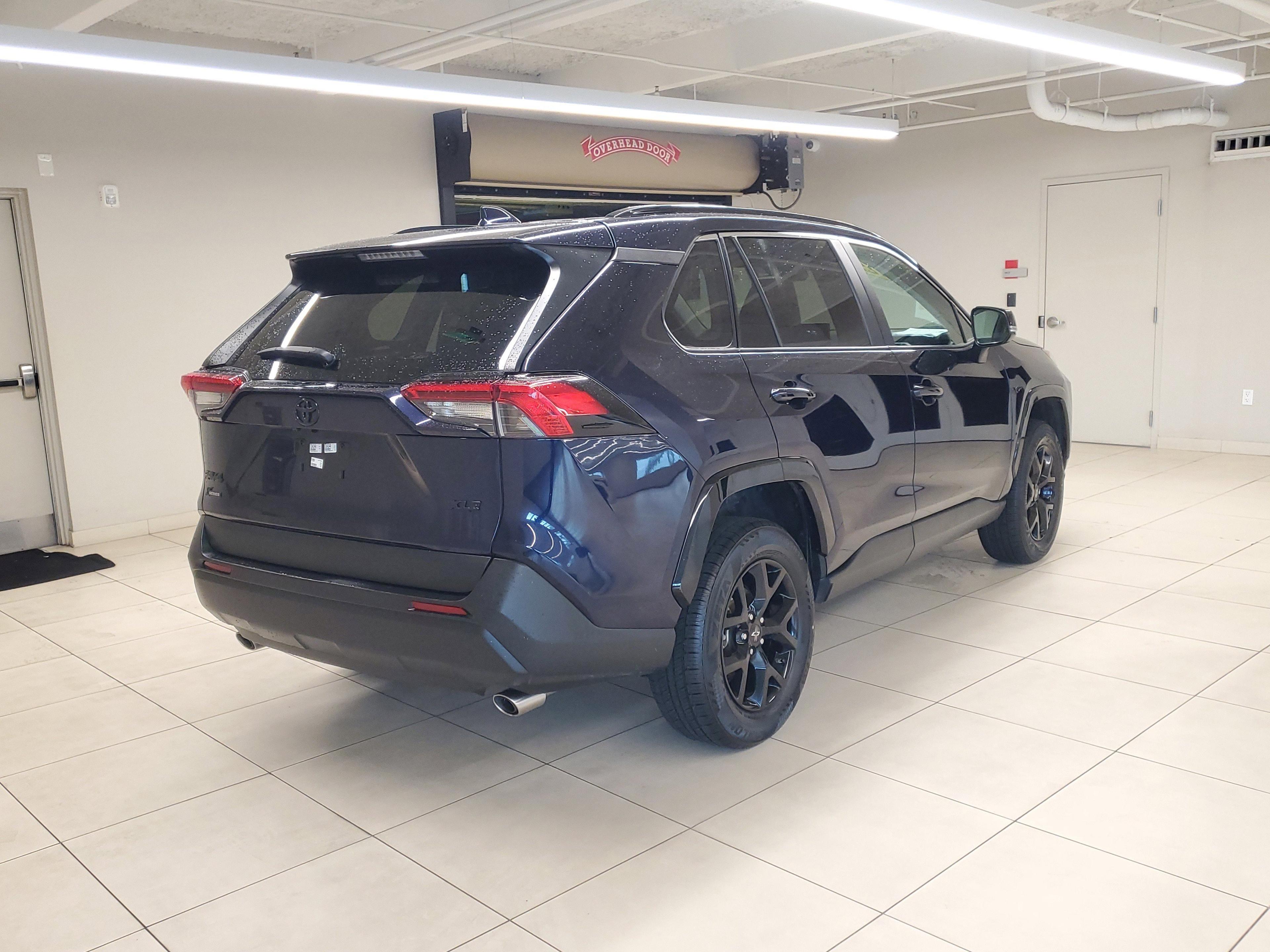 Toyota Rav4 Xle Fwd - Thumbnail 9